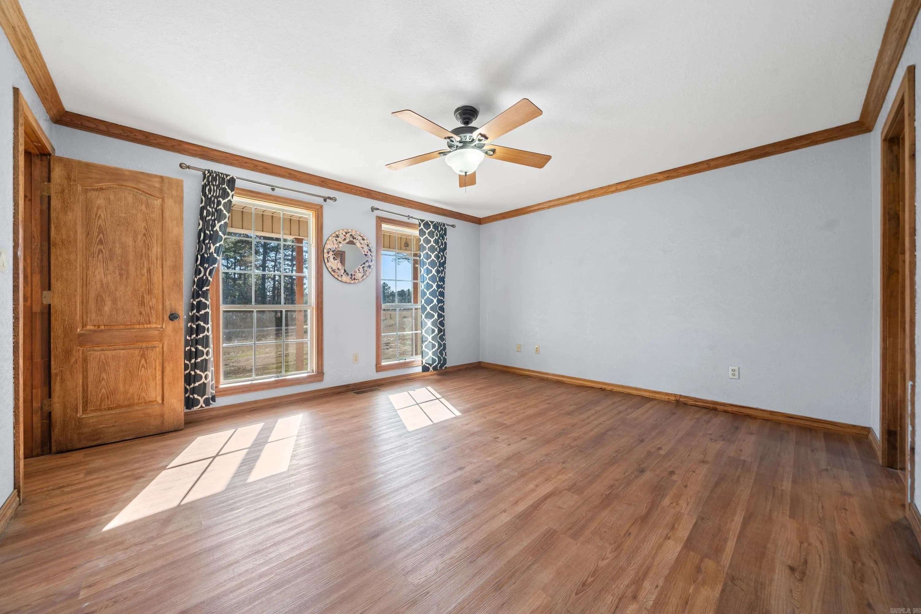 Property at 102  Pine grove - Image 16