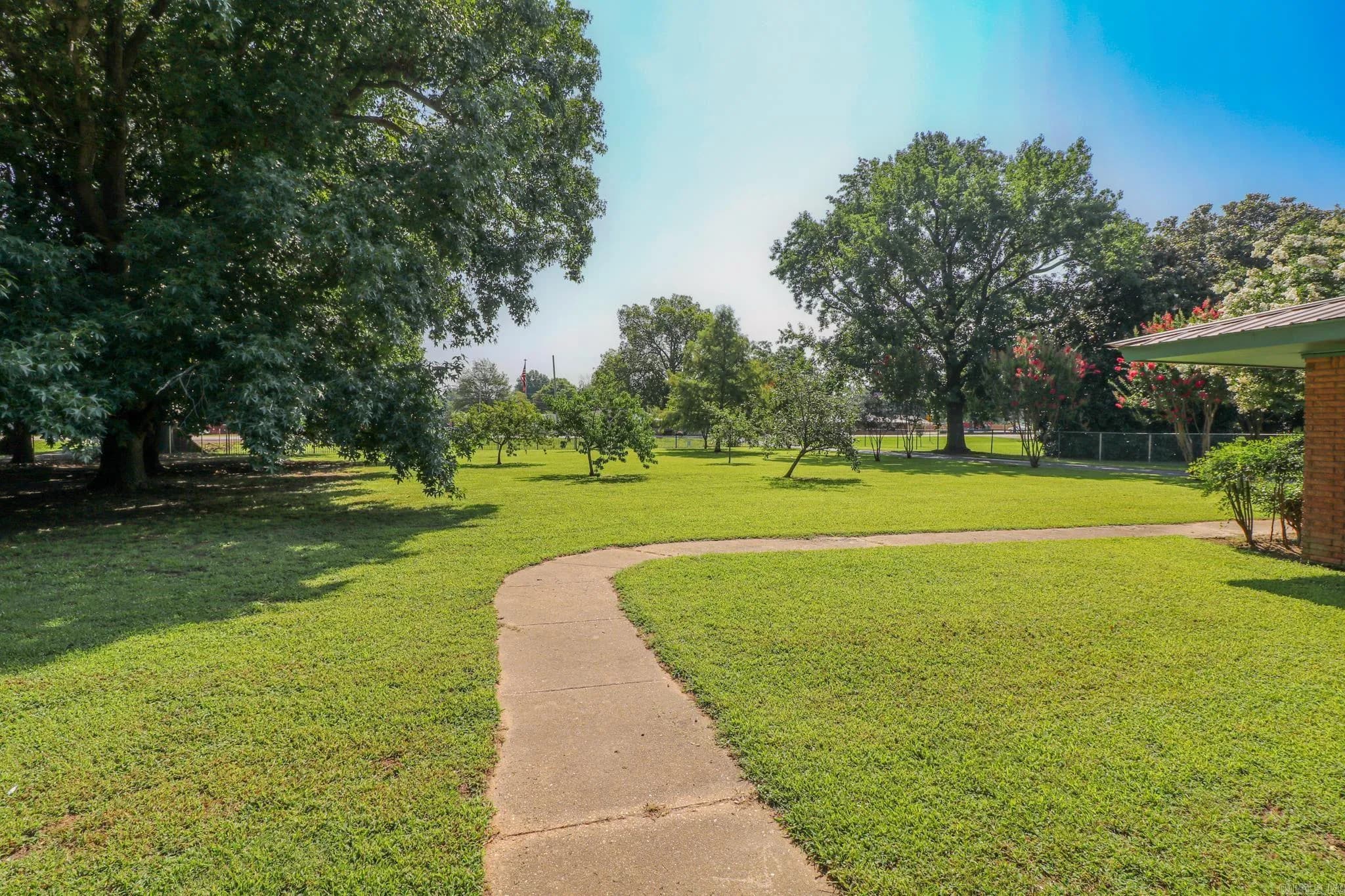 Property at 609  Hwy 463 - Image 43