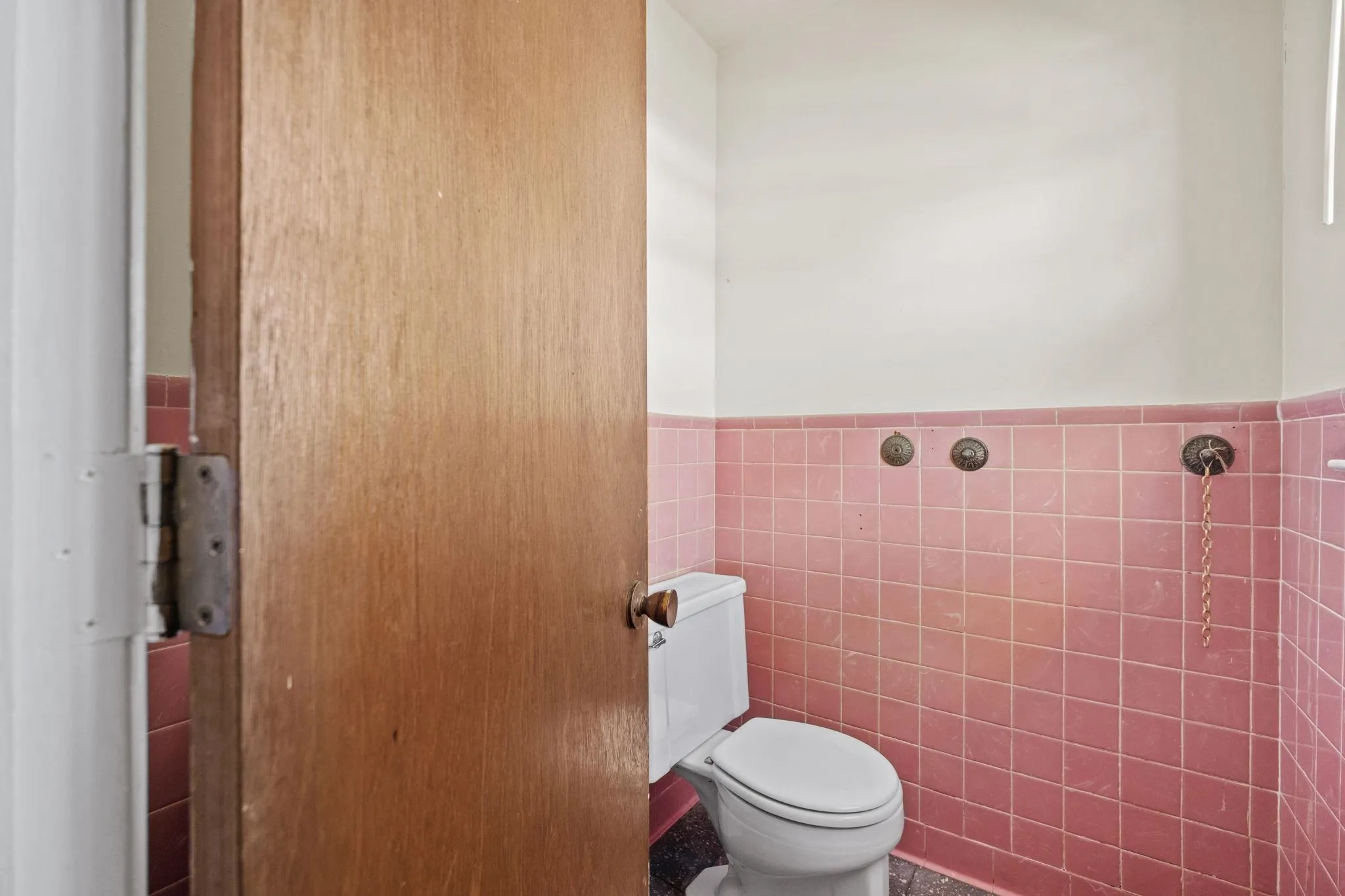 Property at 702 N Spruce - Image 14
