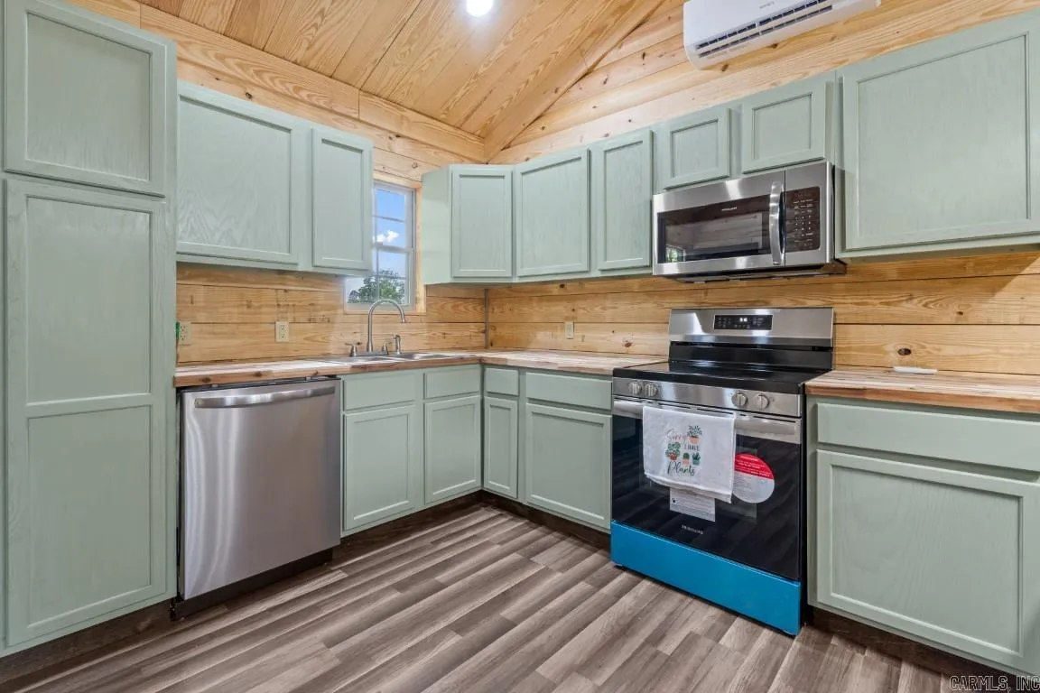 Property at 249  Oak ridge dr - Image 10