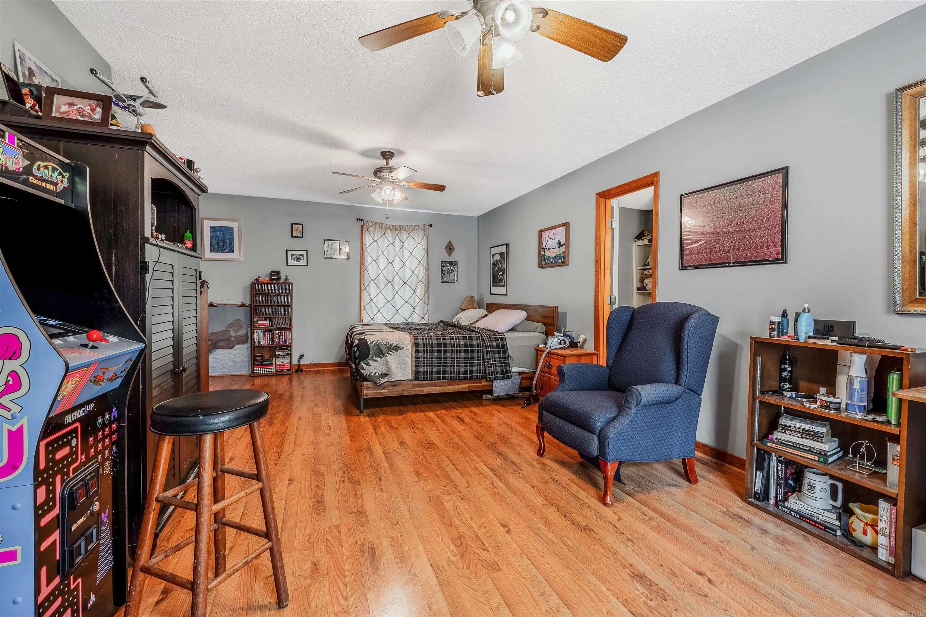 Property at 16924 S Alexander - Image 19