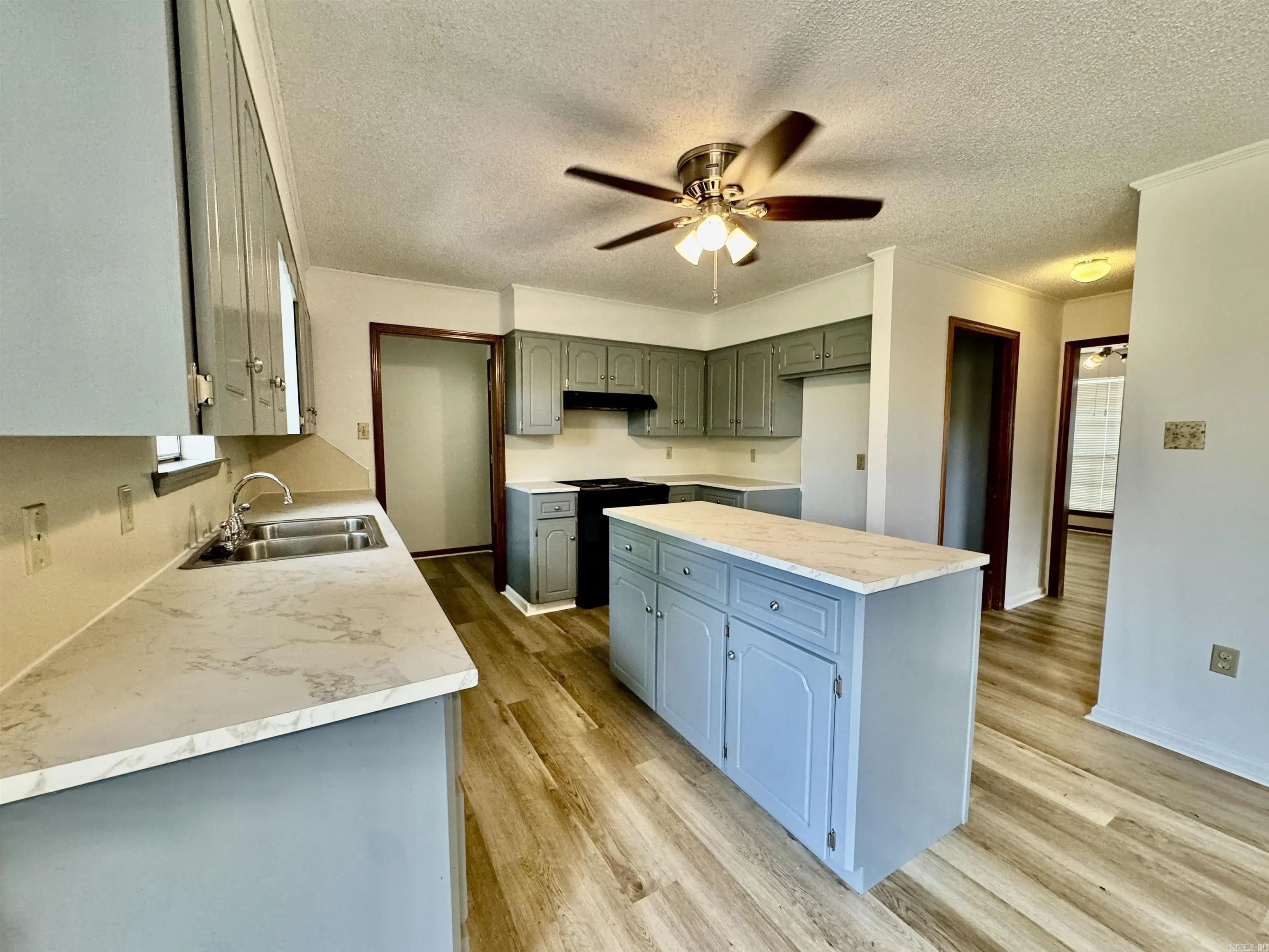 Property at 2201  Ozark - Image 2