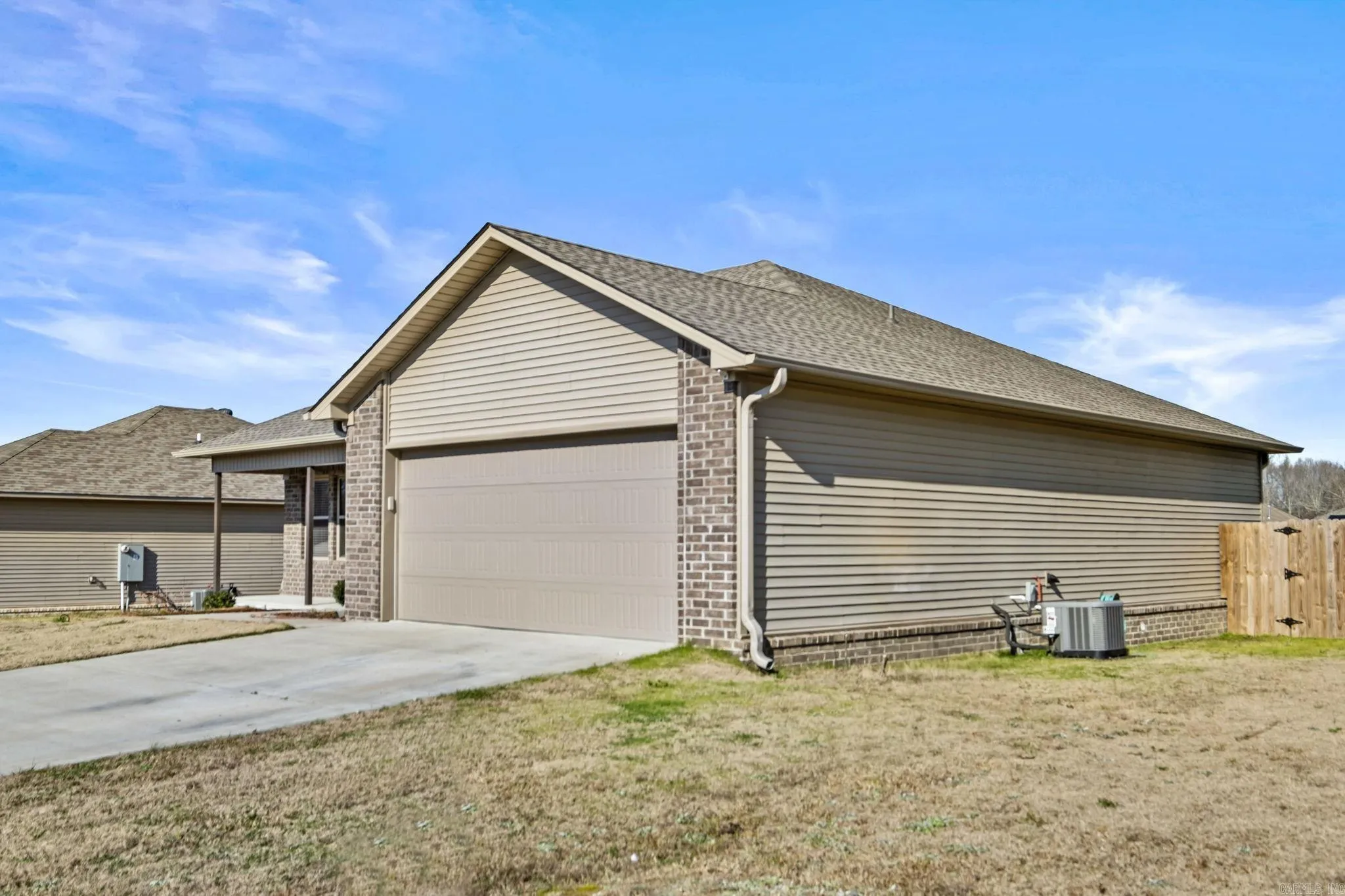 Property at 14  Cindy - Image 29