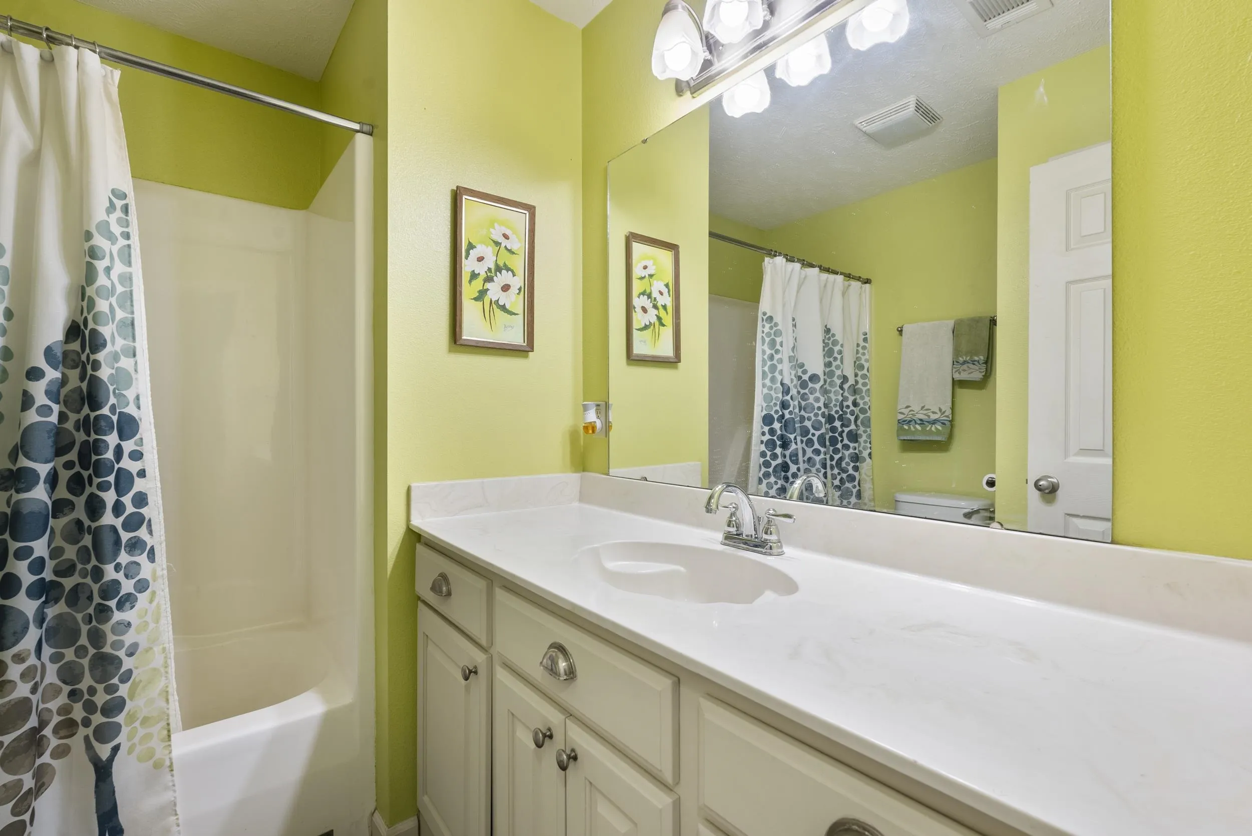Property at 14  Pebble drive - Image 34