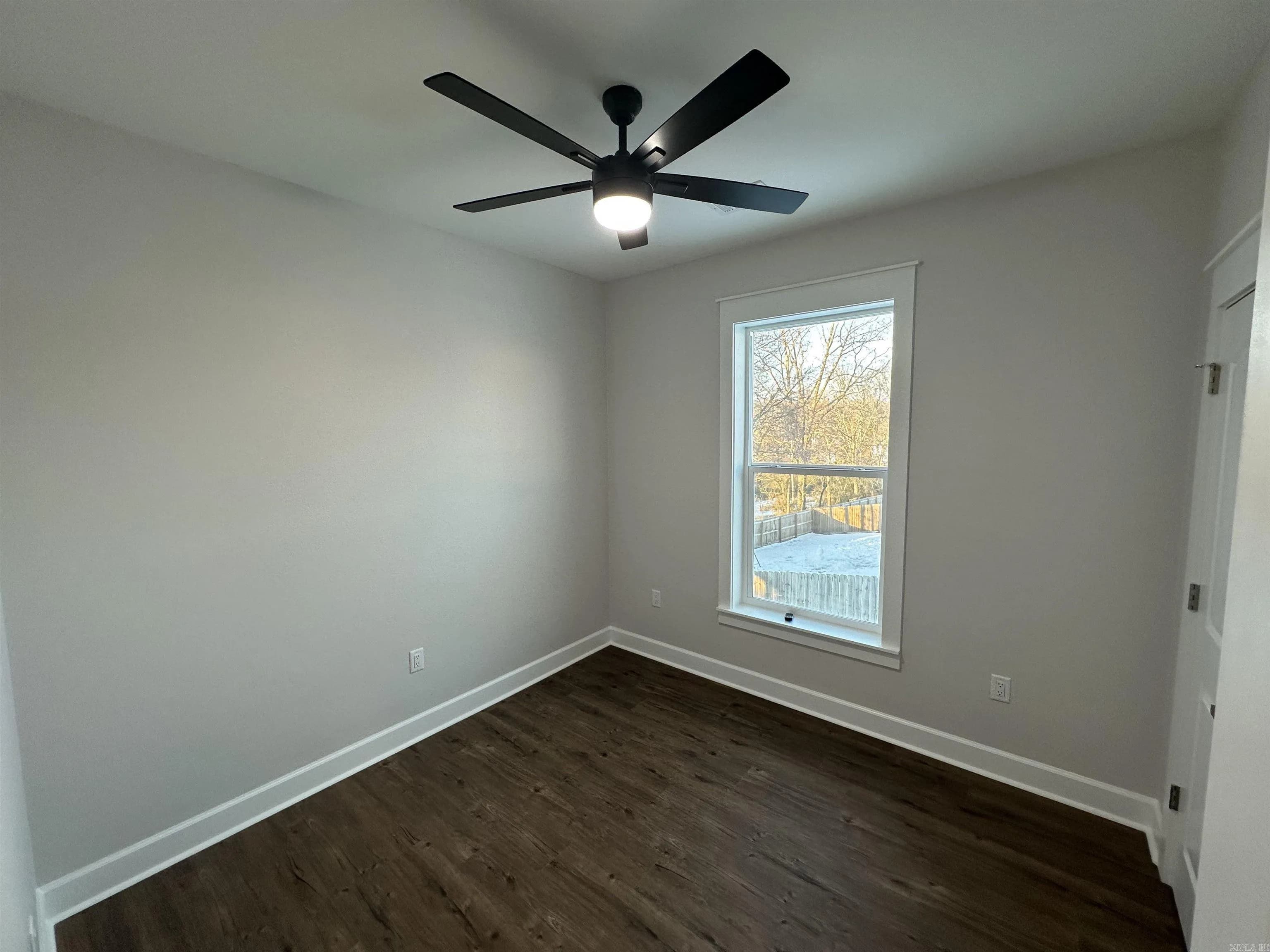 Property at 139  Windcrest cir - Image 23