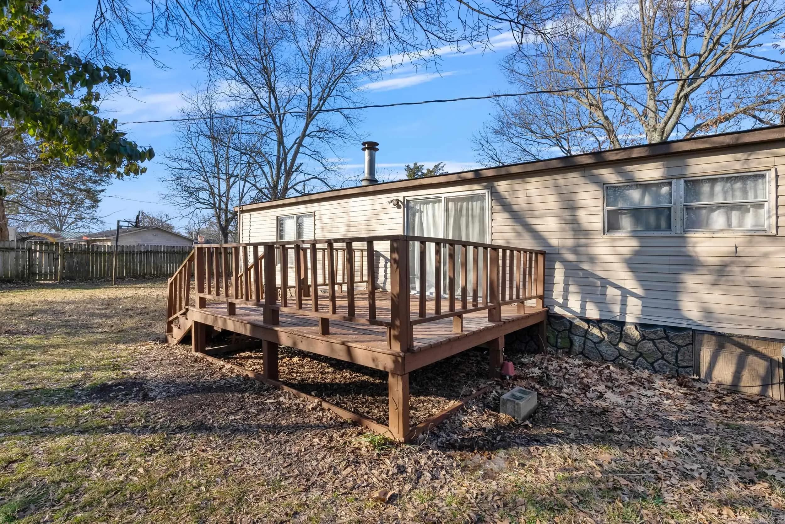 Property at 601  N center street - Image 25