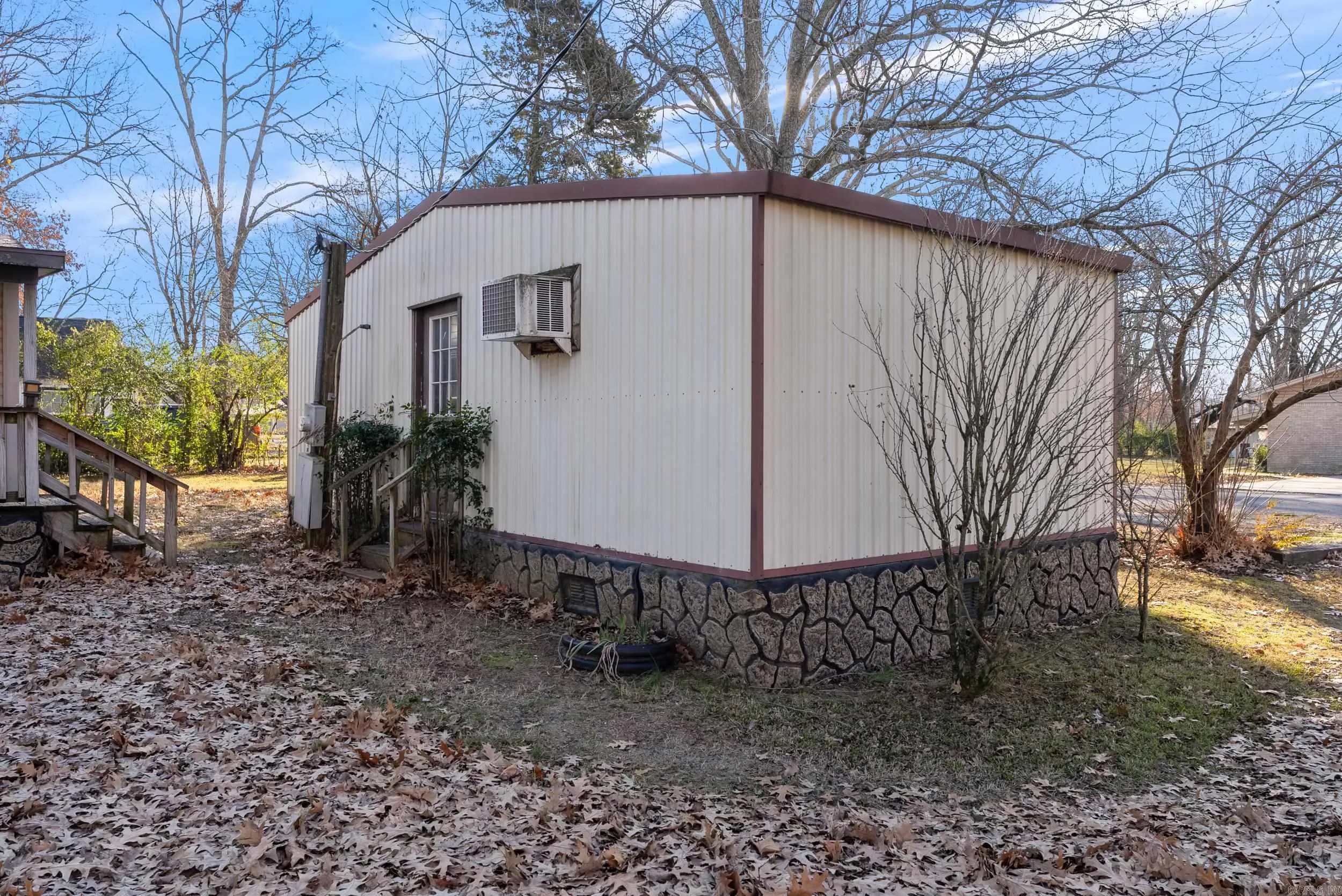 Property at 601  N center street - Image 27