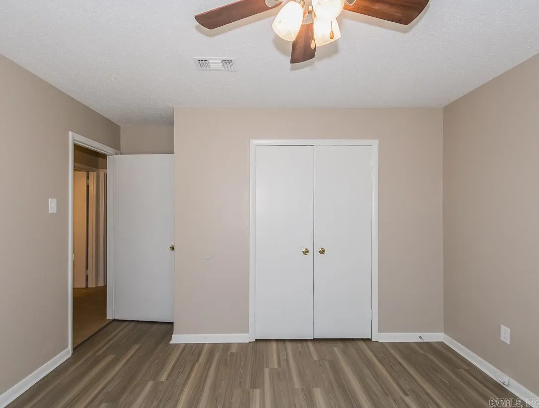 Property at 1566  Skyline - Image 5