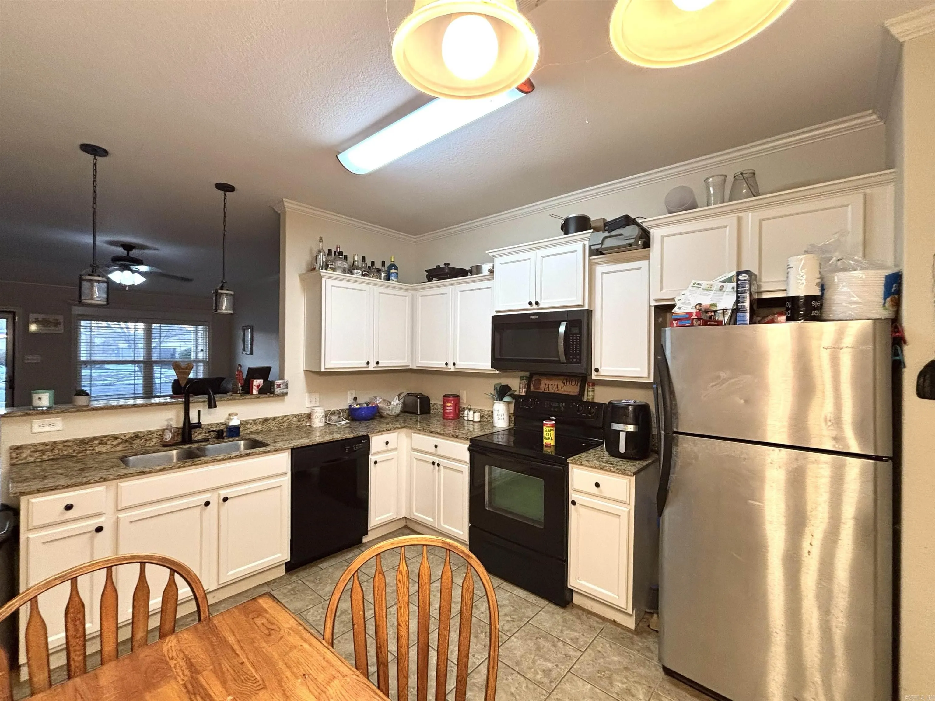 Property at 17  Waycross - Image 4