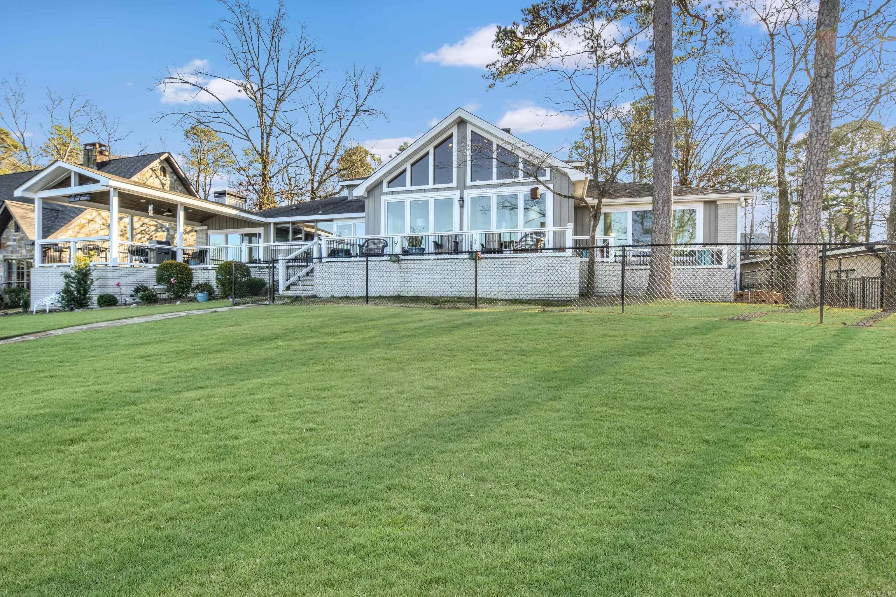 Property at 375  Tanglewood - Image 2