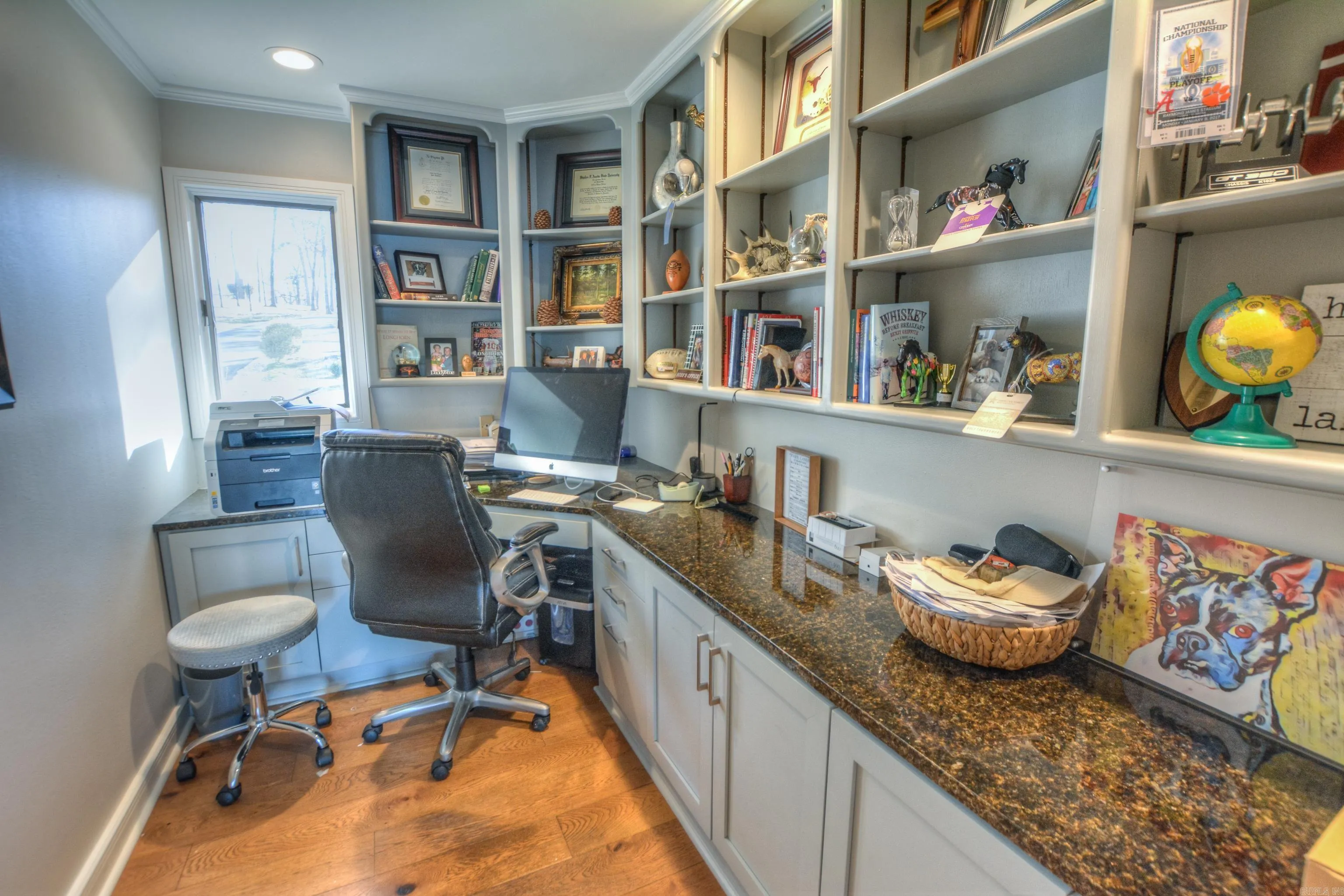 Property at 375  Tanglewood - Image 23