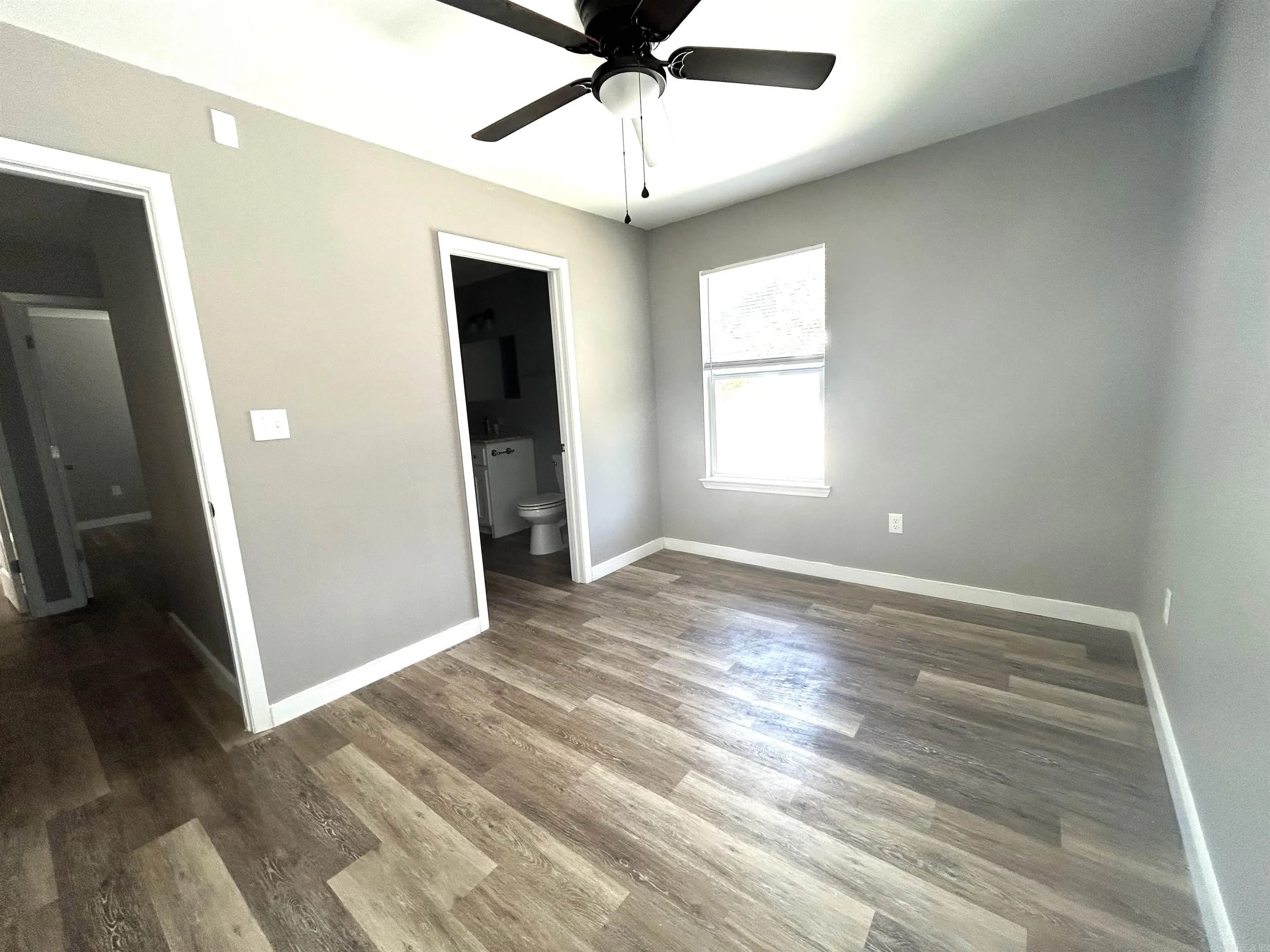 Property at 1423 W 12th - Image 13