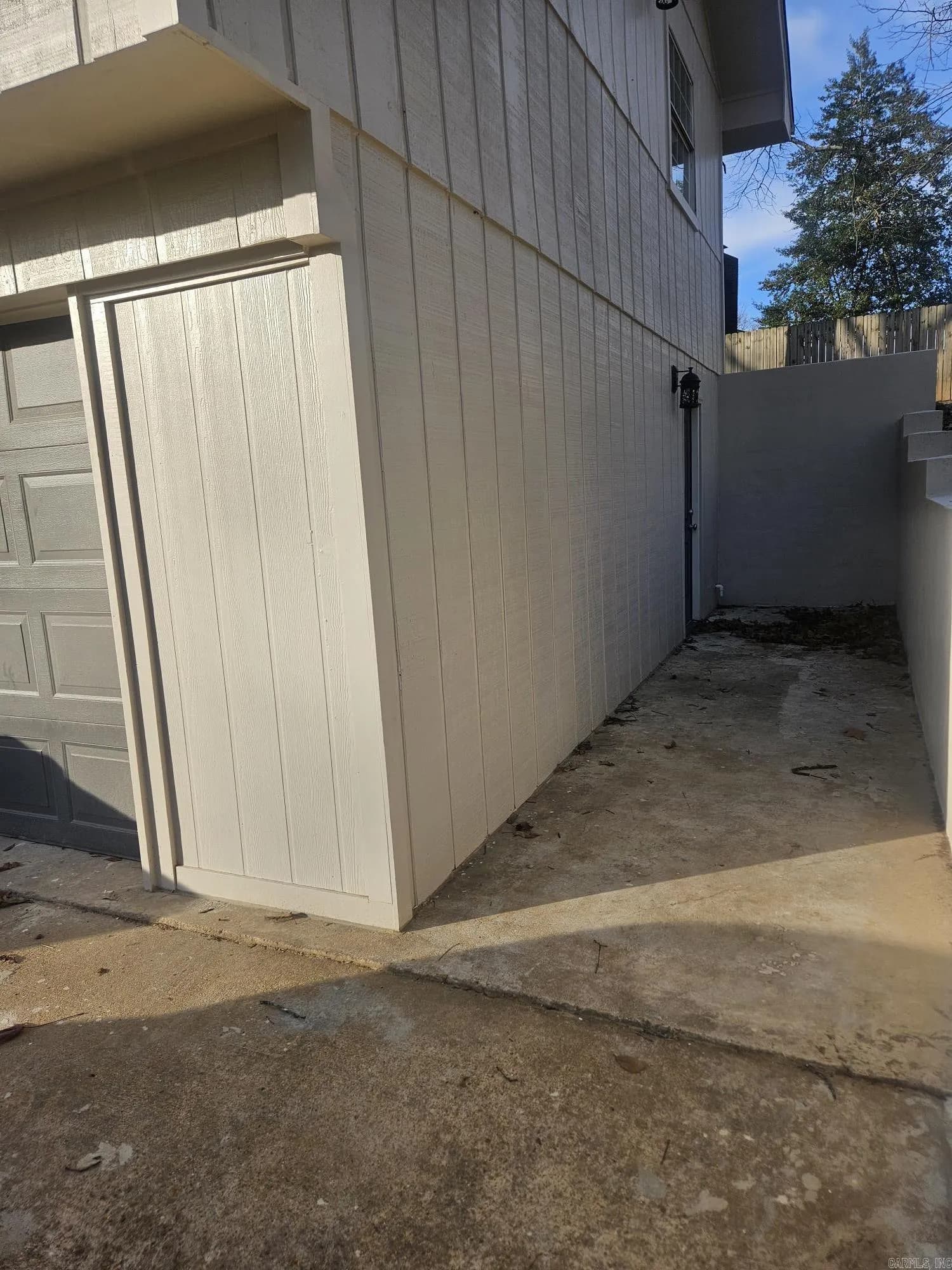 Property at 1816  Colonial - Image 34