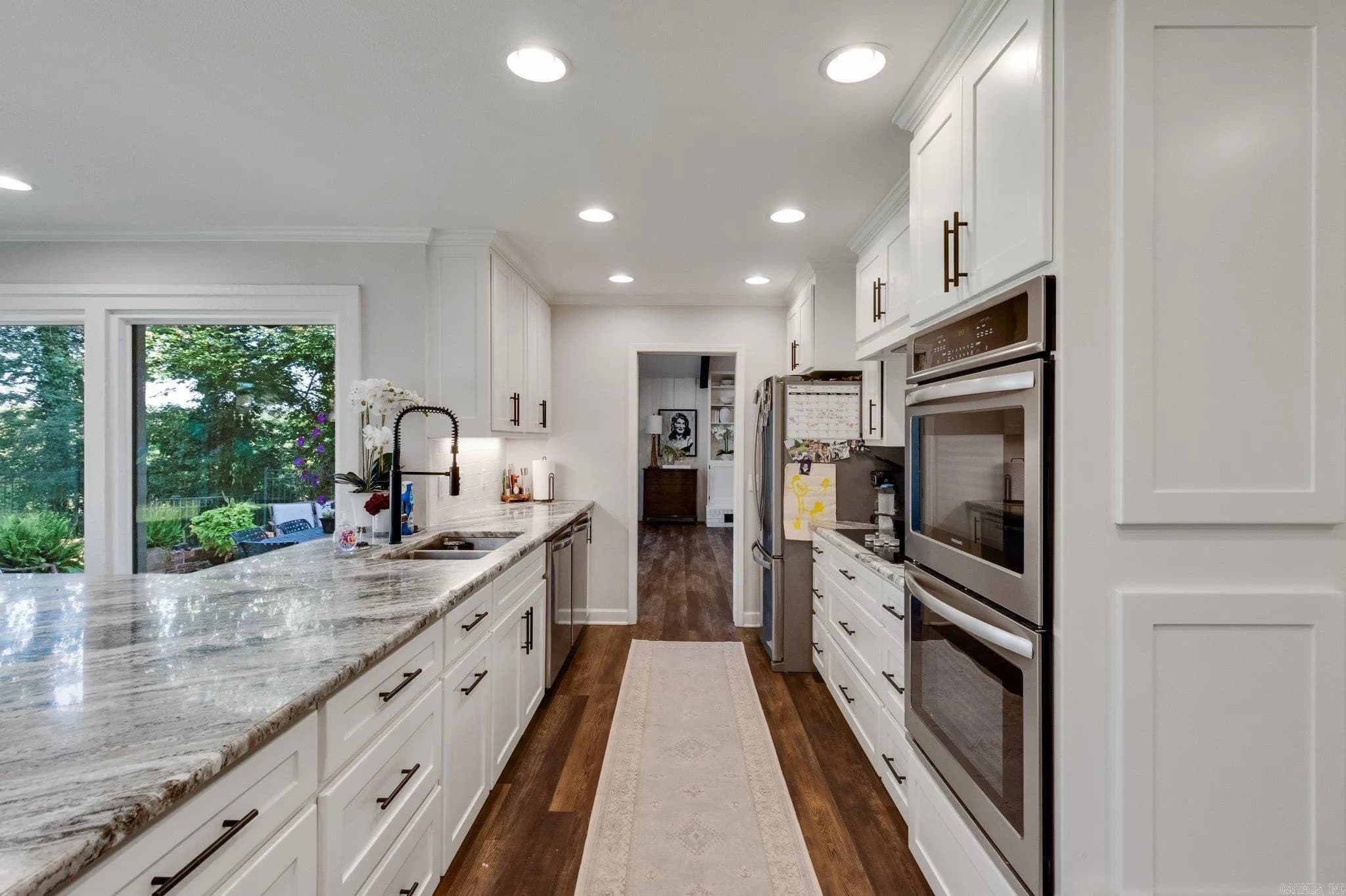 Property at 9  Idylwood - Image 35