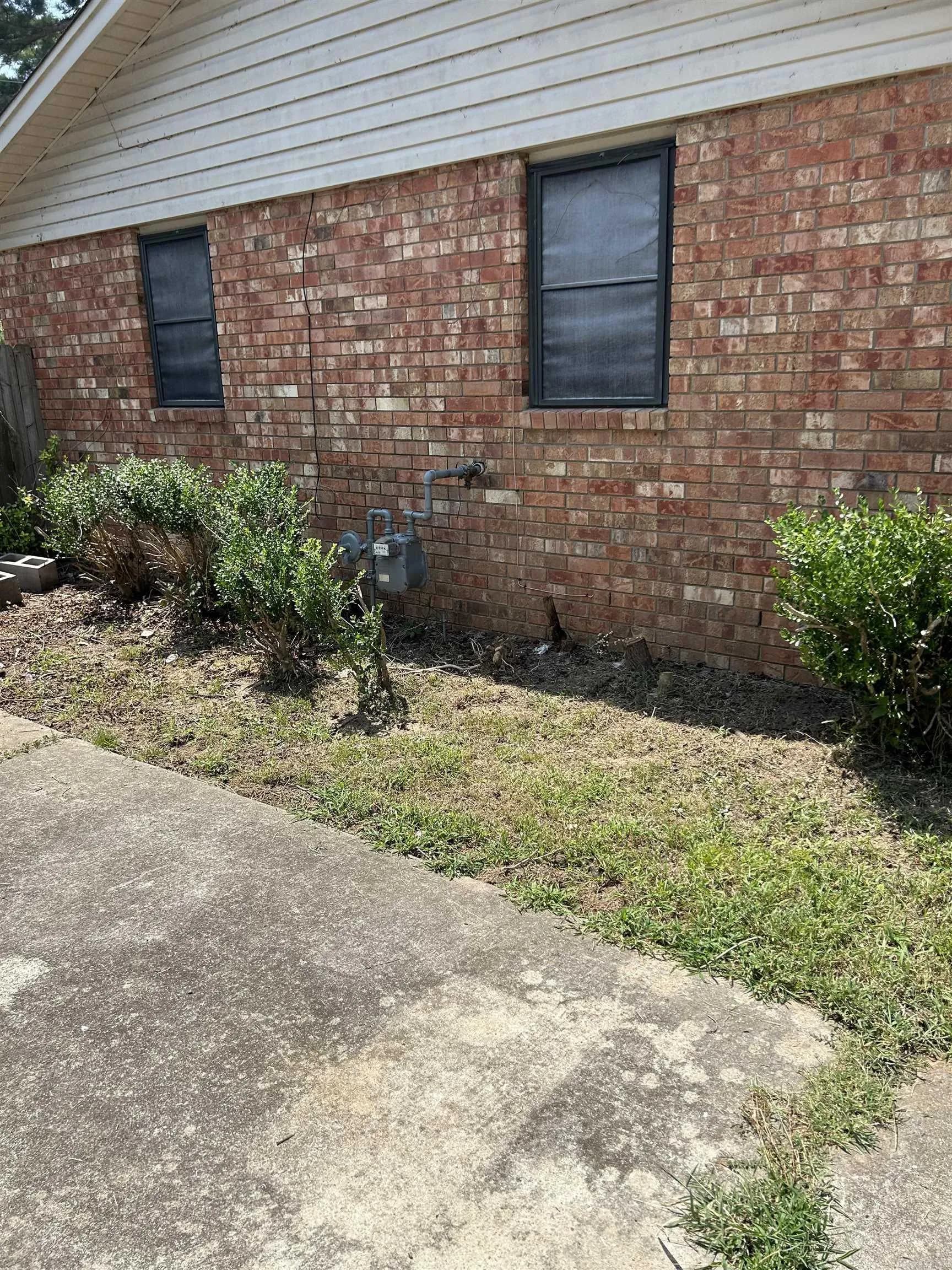 Property at 49  Collins - Image 2