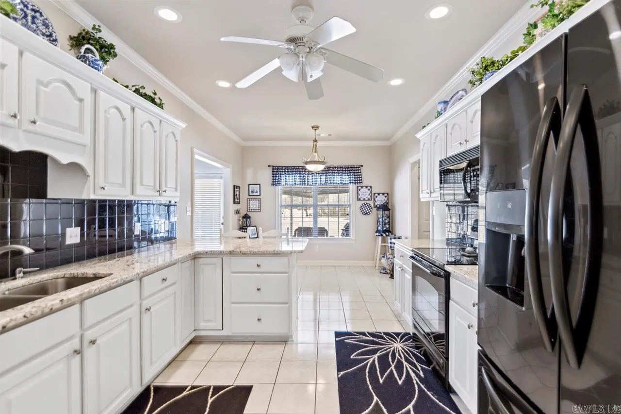 Property at 1001  Ridgewood dr - Image 22