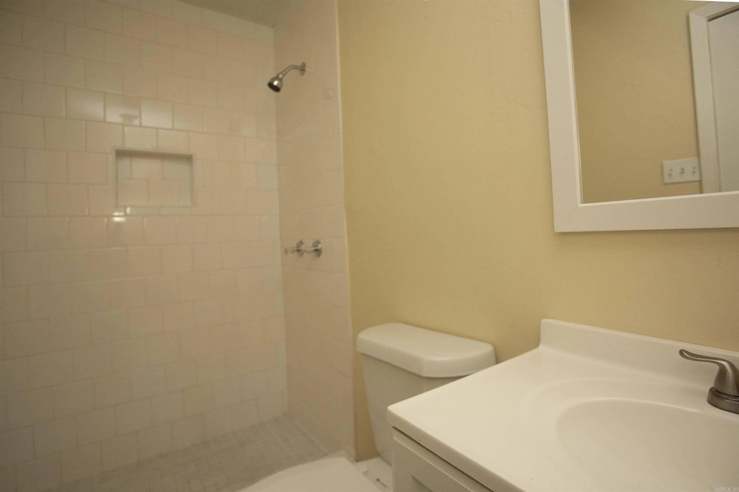 Property at 52  Saxony cir - Image 3