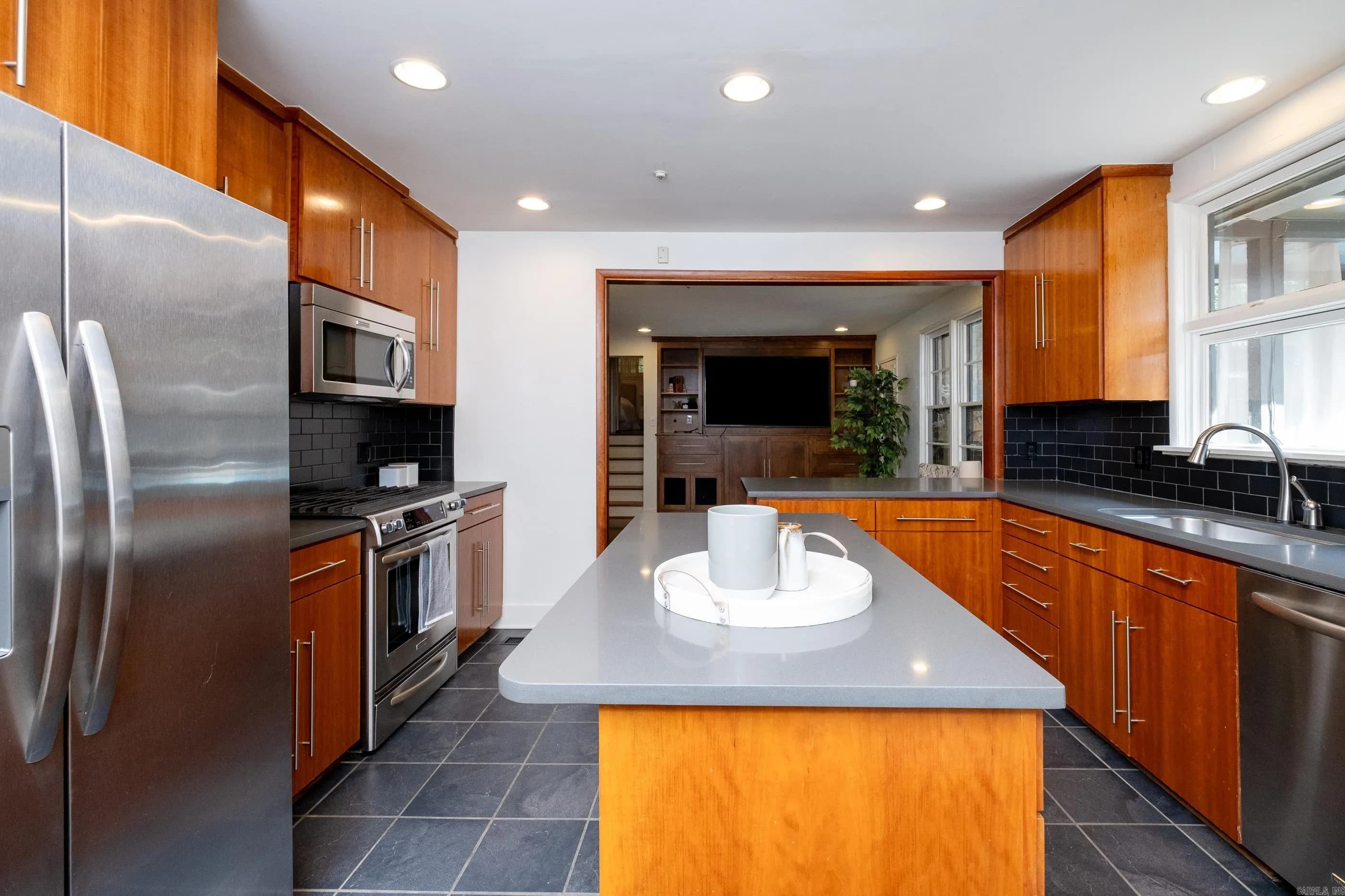 Property at 6  Ken - Image 23