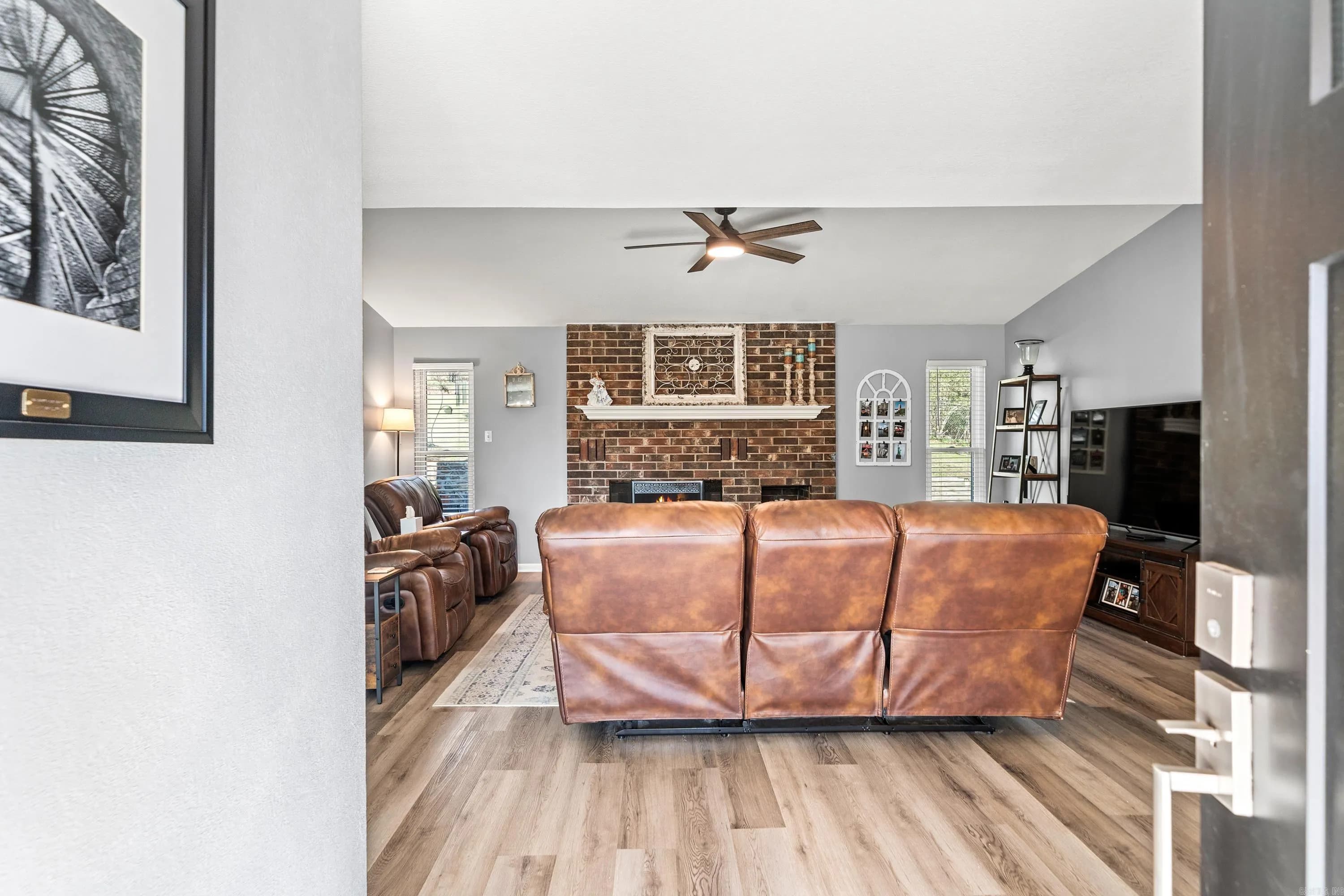 Property at 208  Alta vista - Image 7