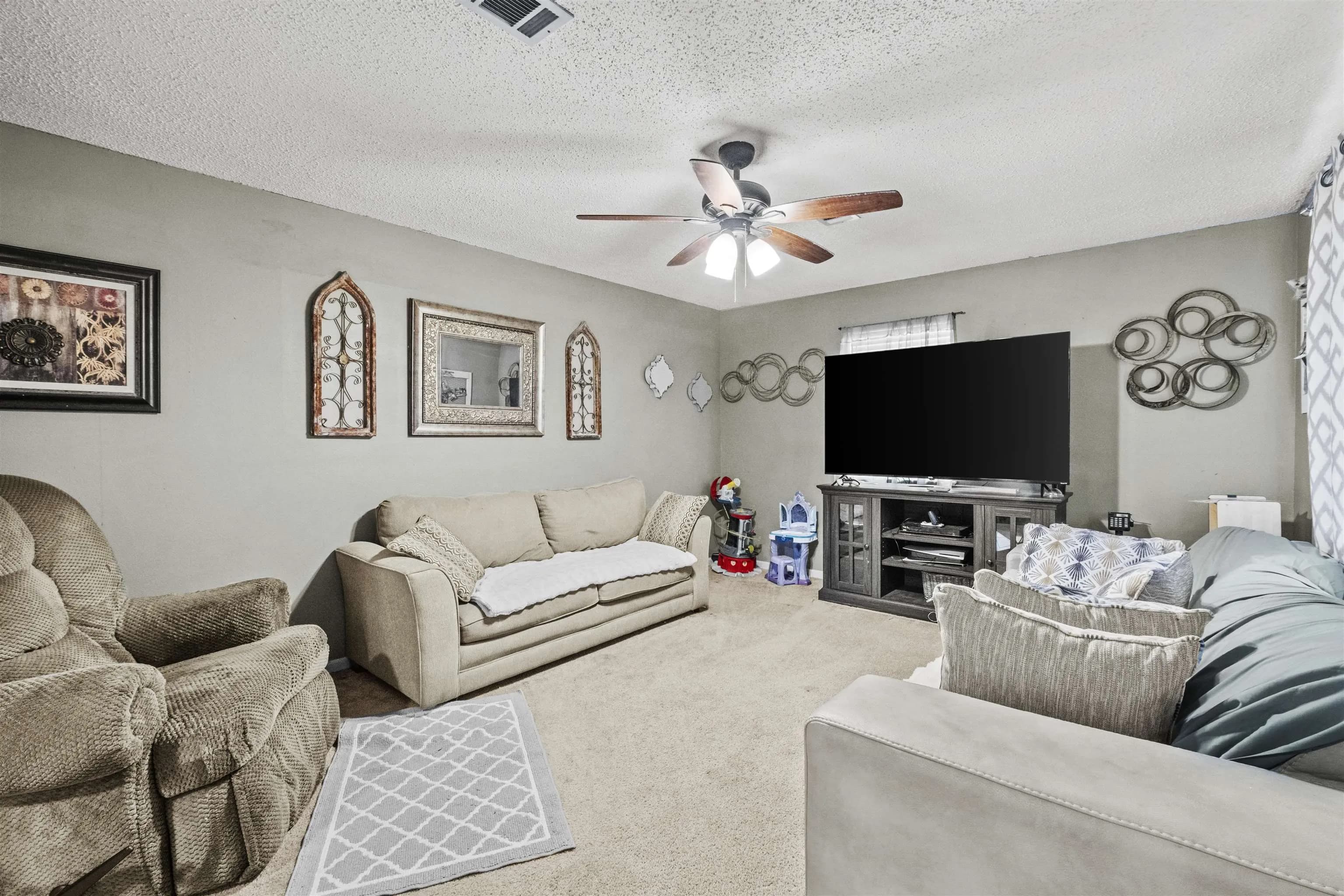 Property at 15  Beechwood - Image 6
