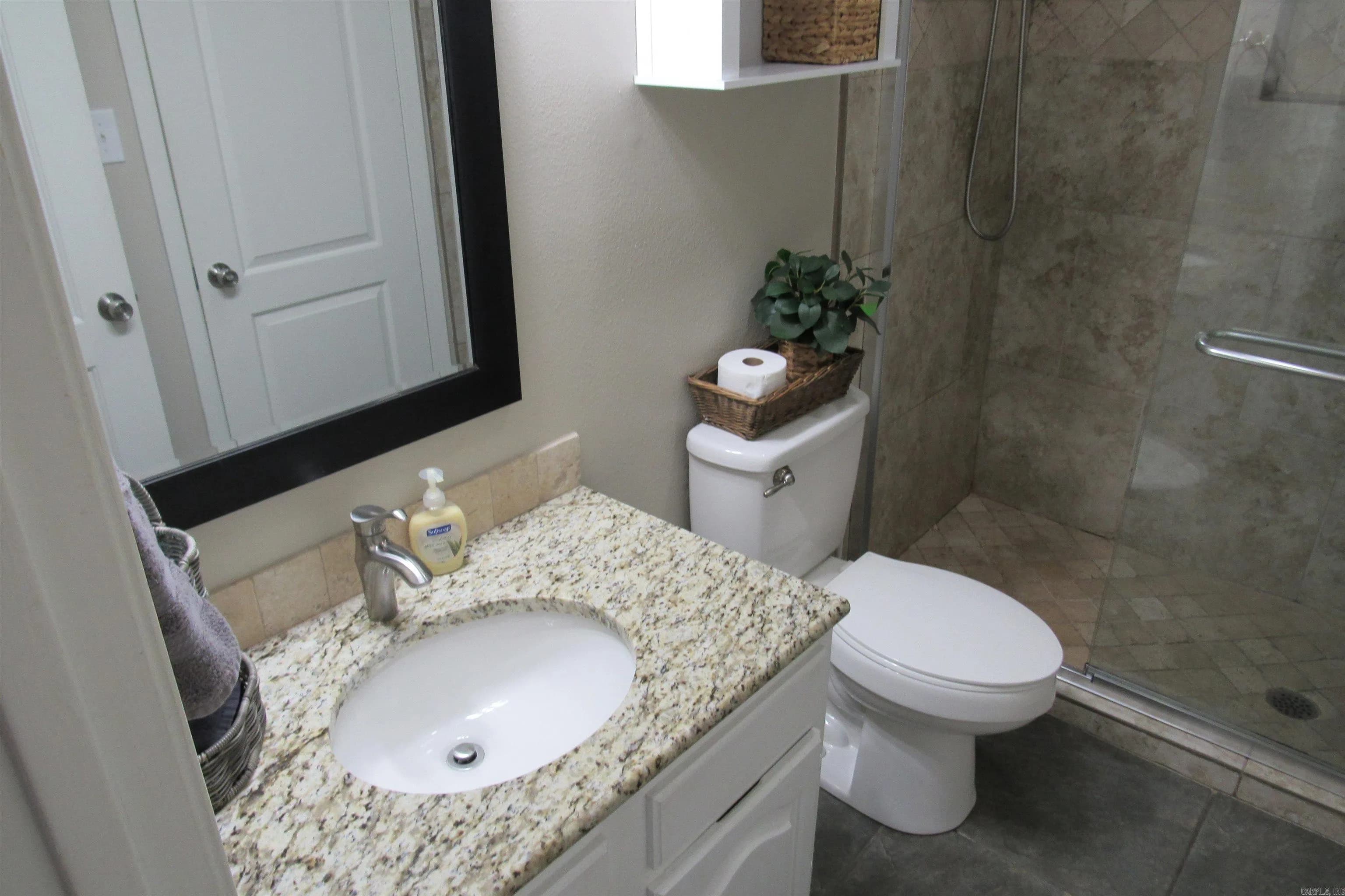 Property at 270  Lake hamilton, E-9 - Image 36