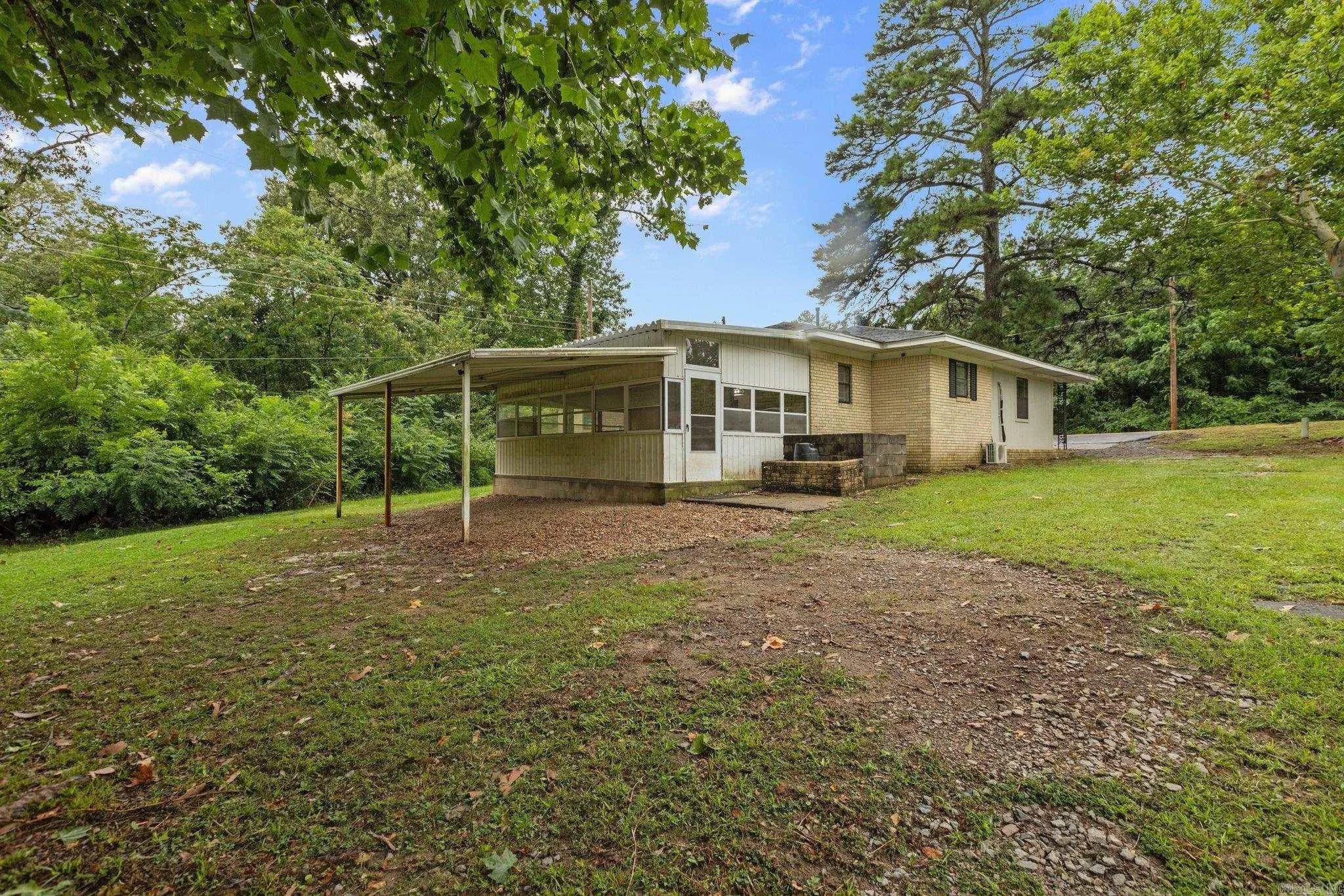 Property at 16107  Arch - Image 3