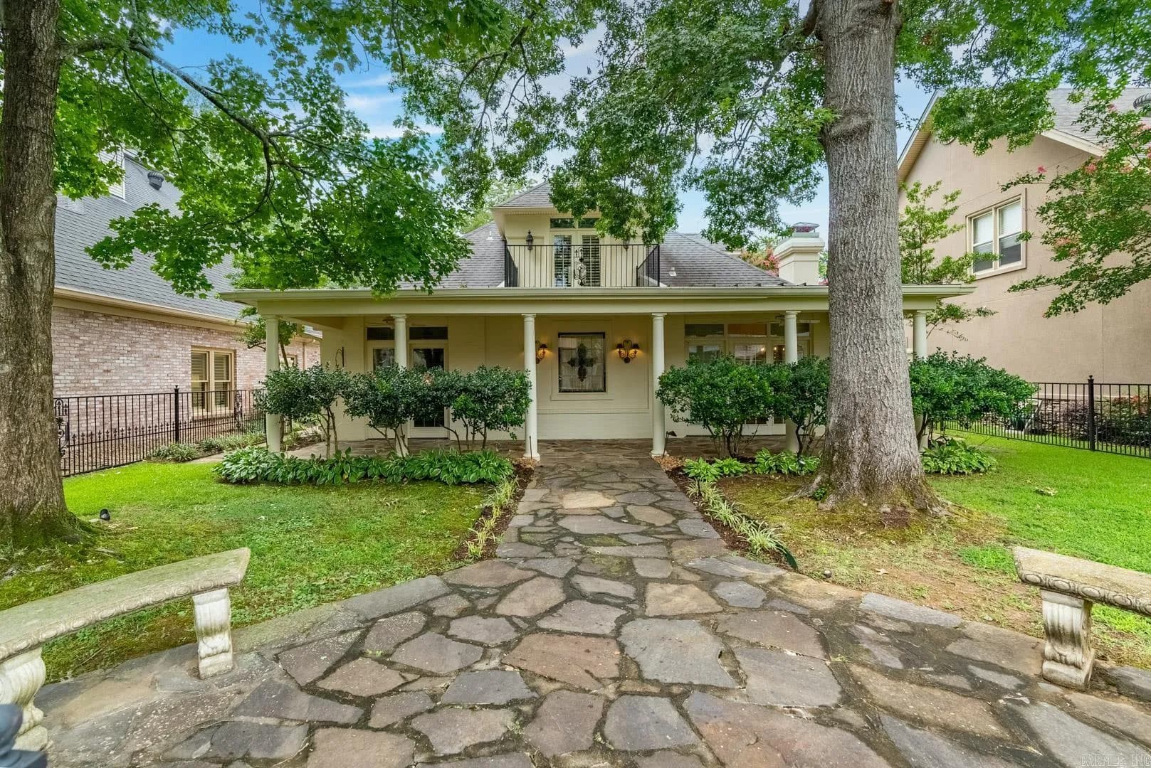 Property at 1809  River heights - Image 23