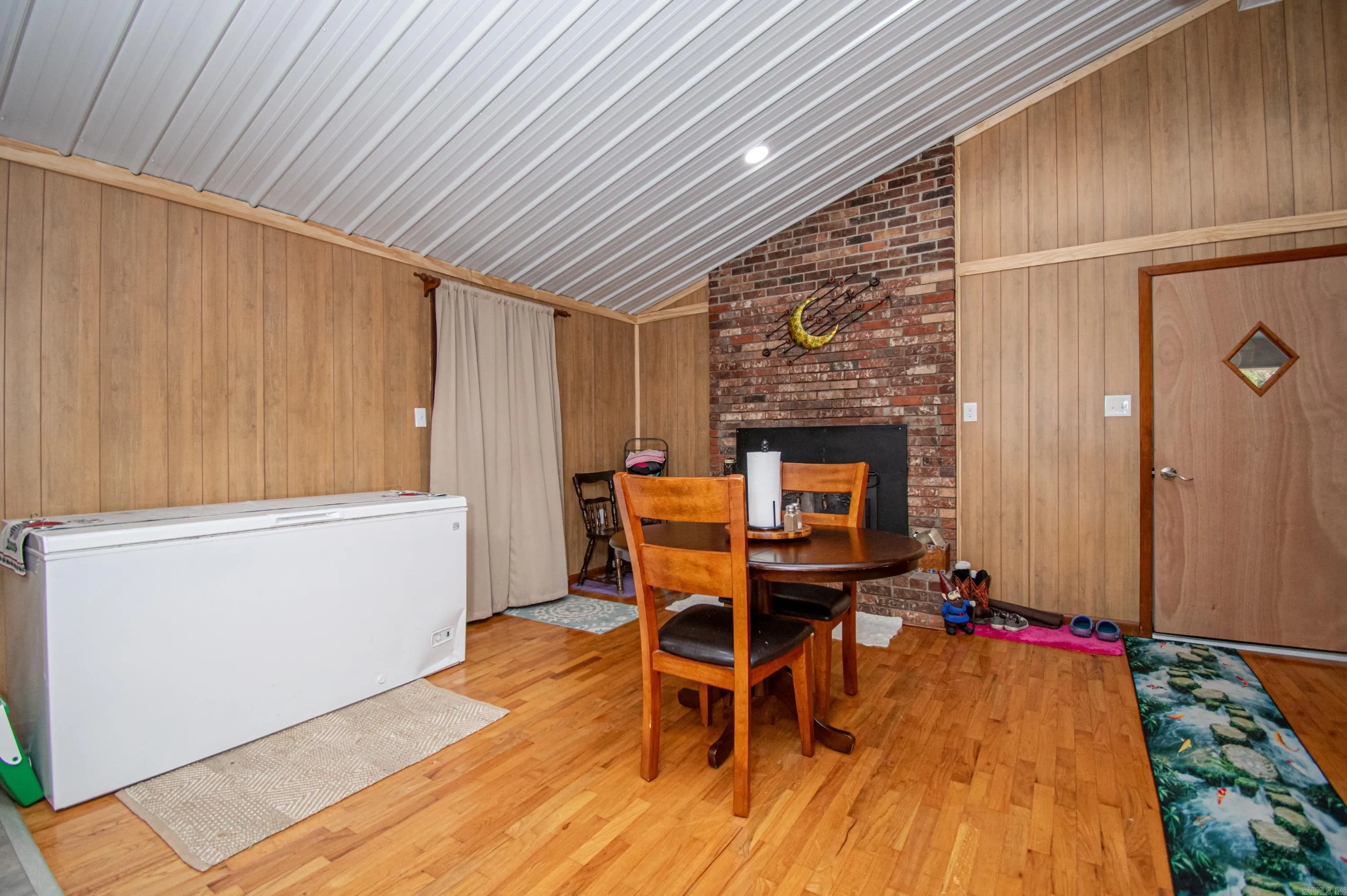 Property at 606  Sycamore st - Image 25