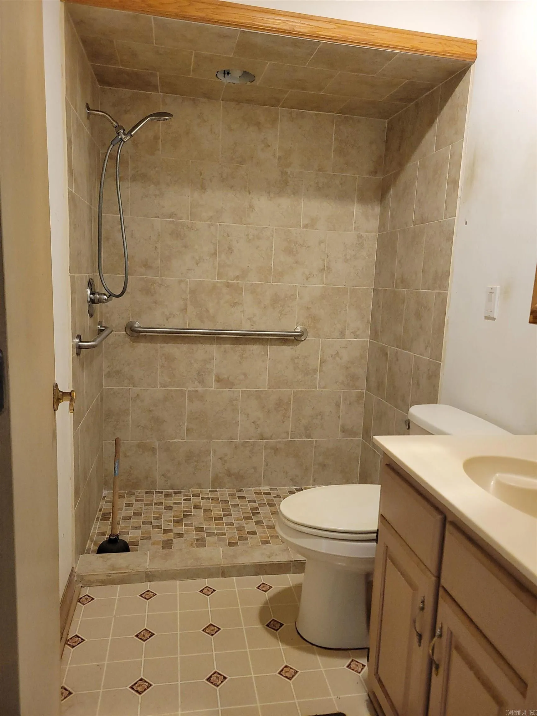 Property at 30  James - Image 12
