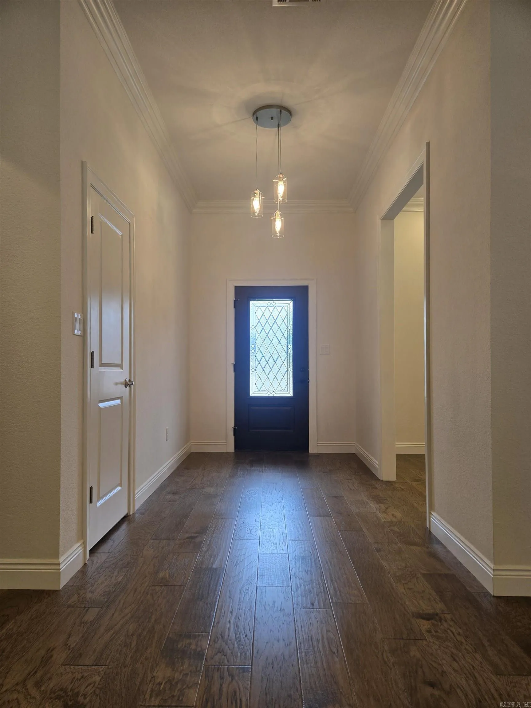 Property at 104  Paiger - Image 4