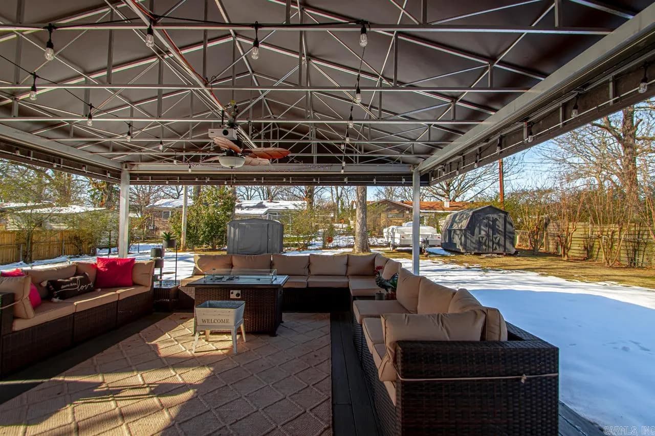 Property at 203 N Beverly - Image 24