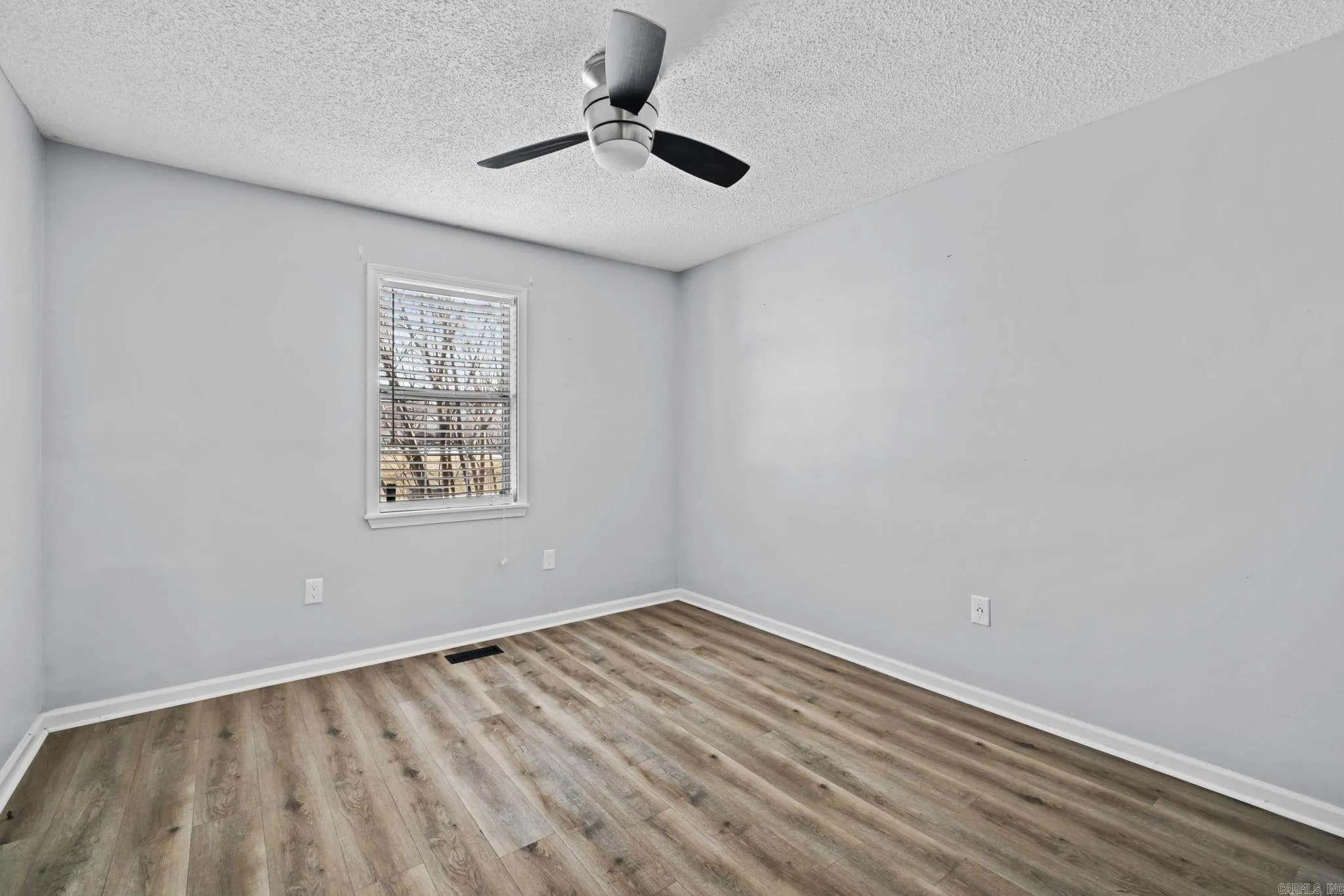 Property at 2910 E Moore  #7 - Image 15