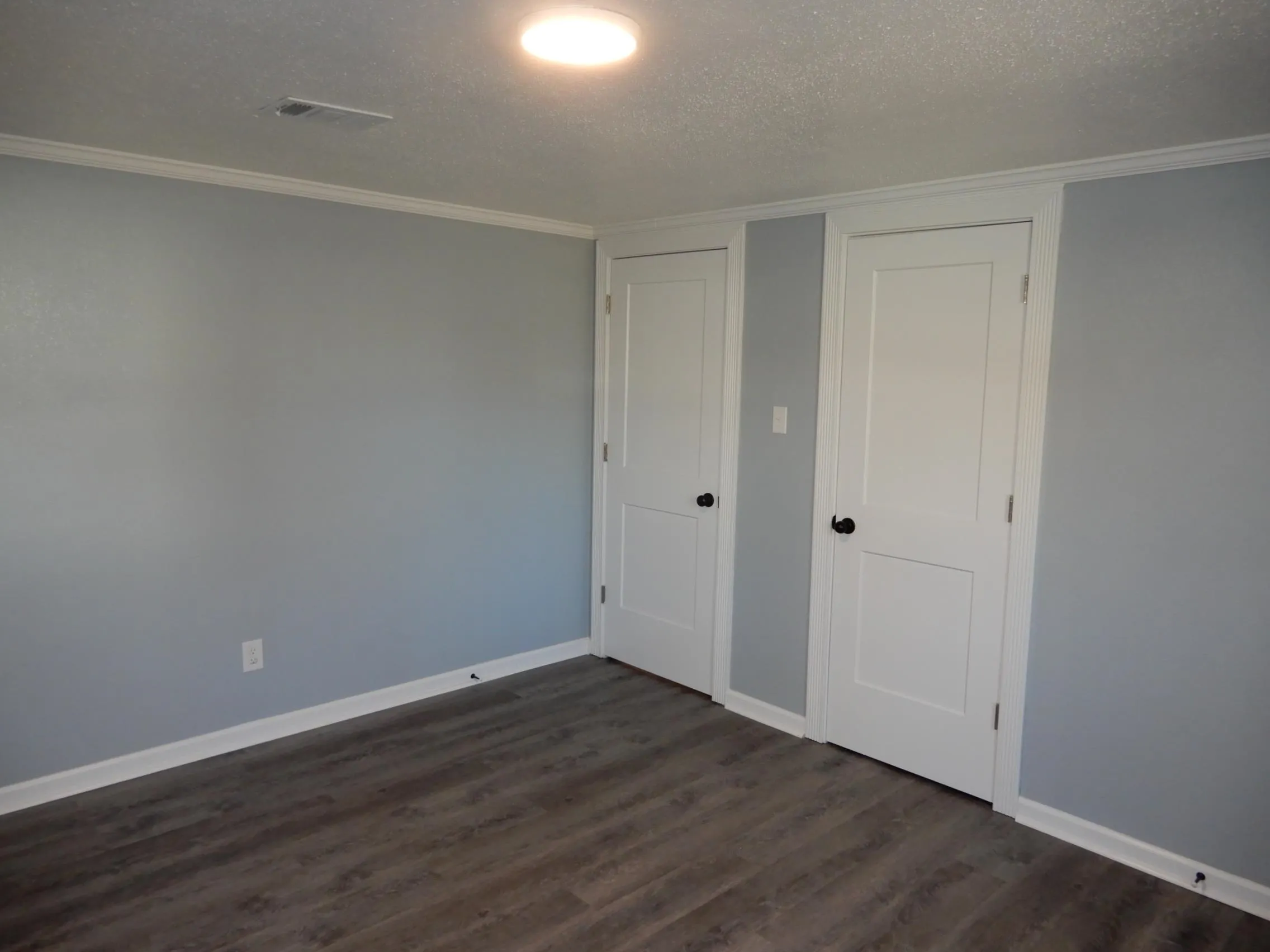 Property at 209  Wilson - Image 26