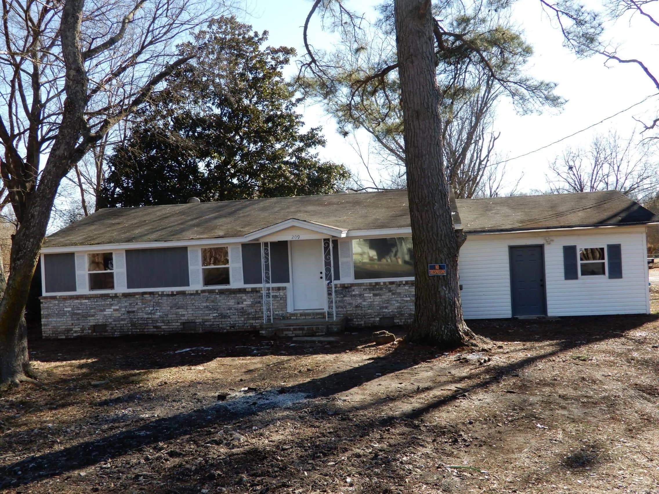 Property at 209  Wilson - Image 1