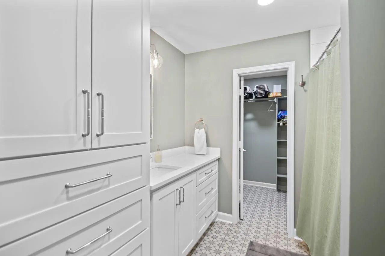 Property at 14320  Orleans drive - Image 30