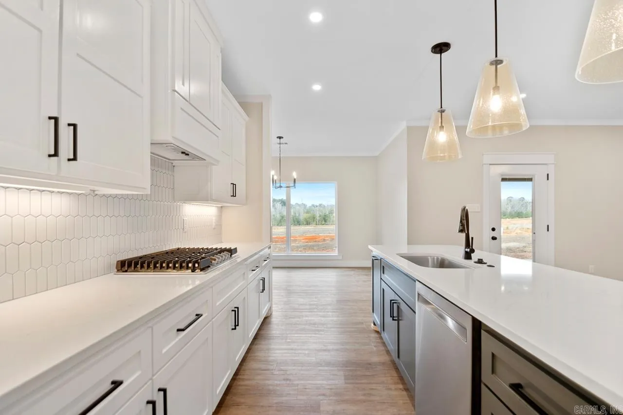 Property at 163  Hudson - Image 11