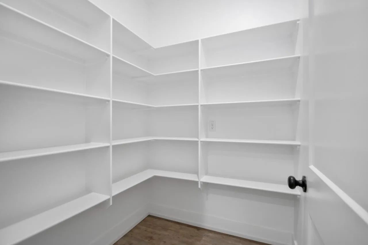 Property at 163  Hudson - Image 26