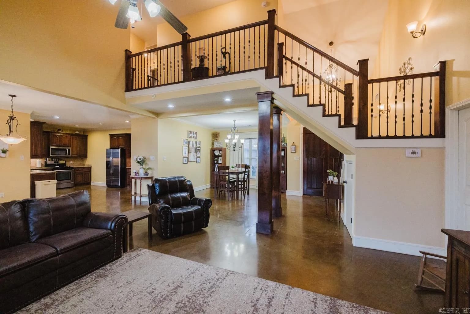 Property at 406  Suncrest - Image 9