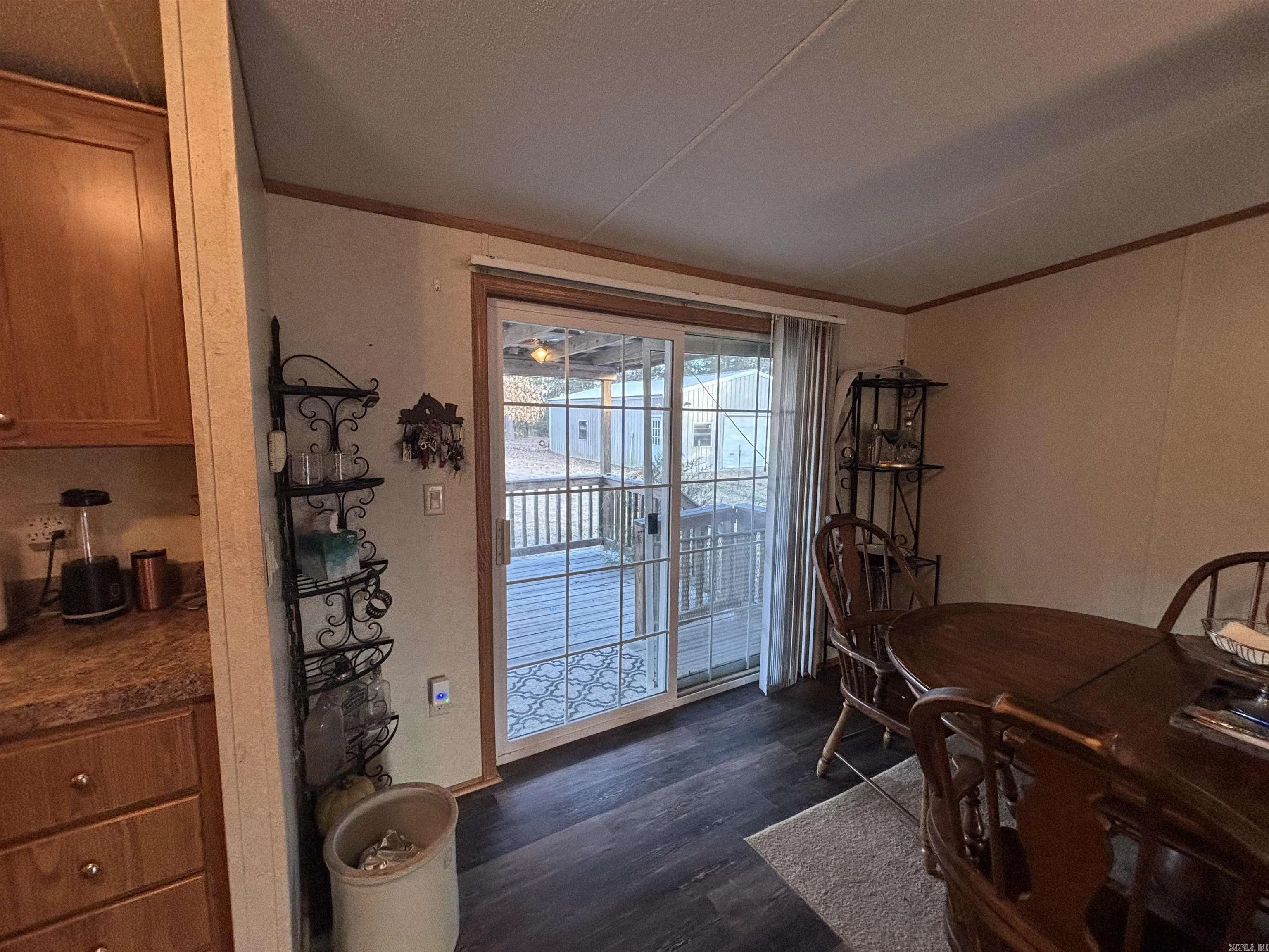 Property at 73  Pounders - Image 30
