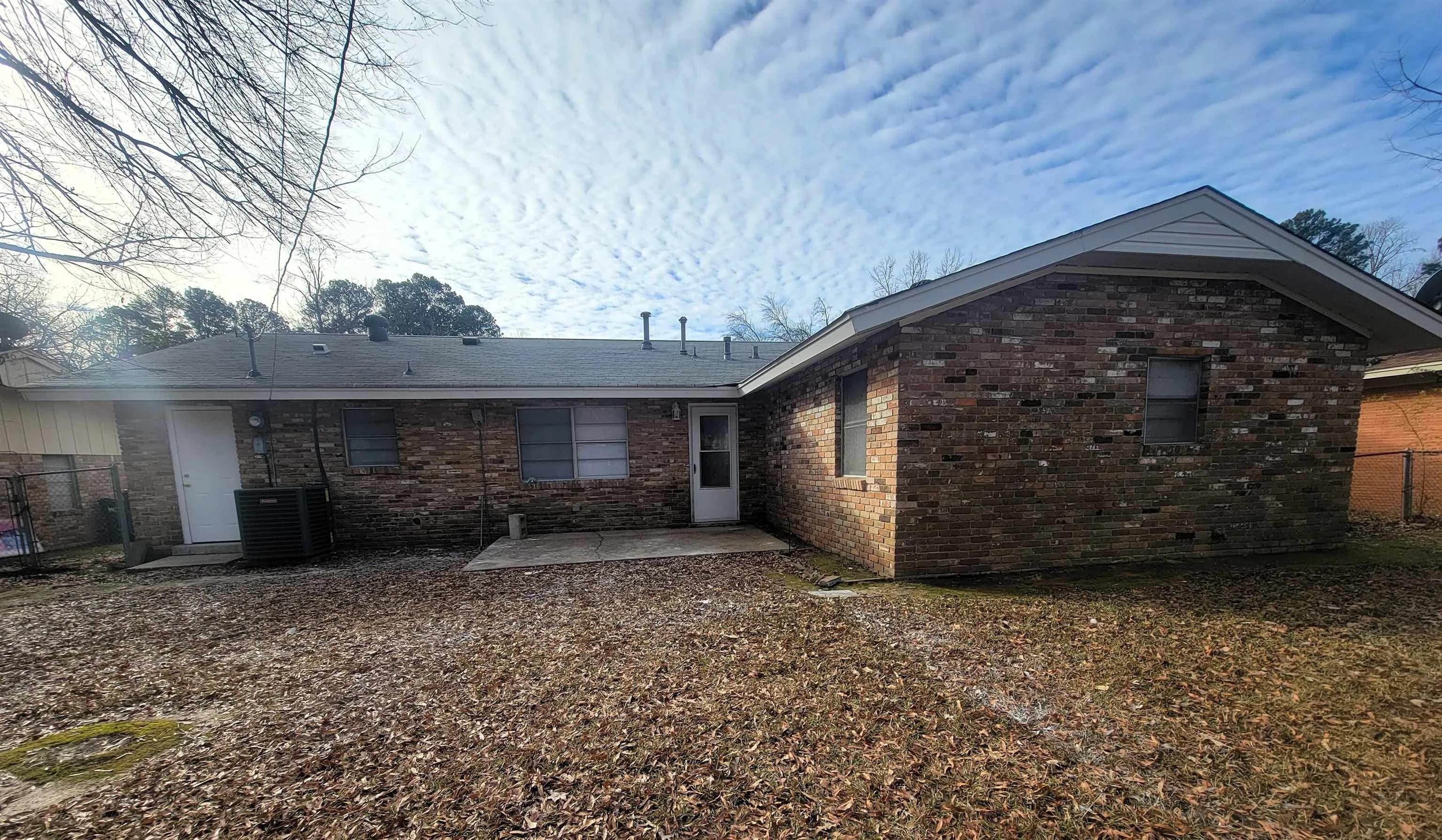 Property at 1403  Arrowhead - Image 28