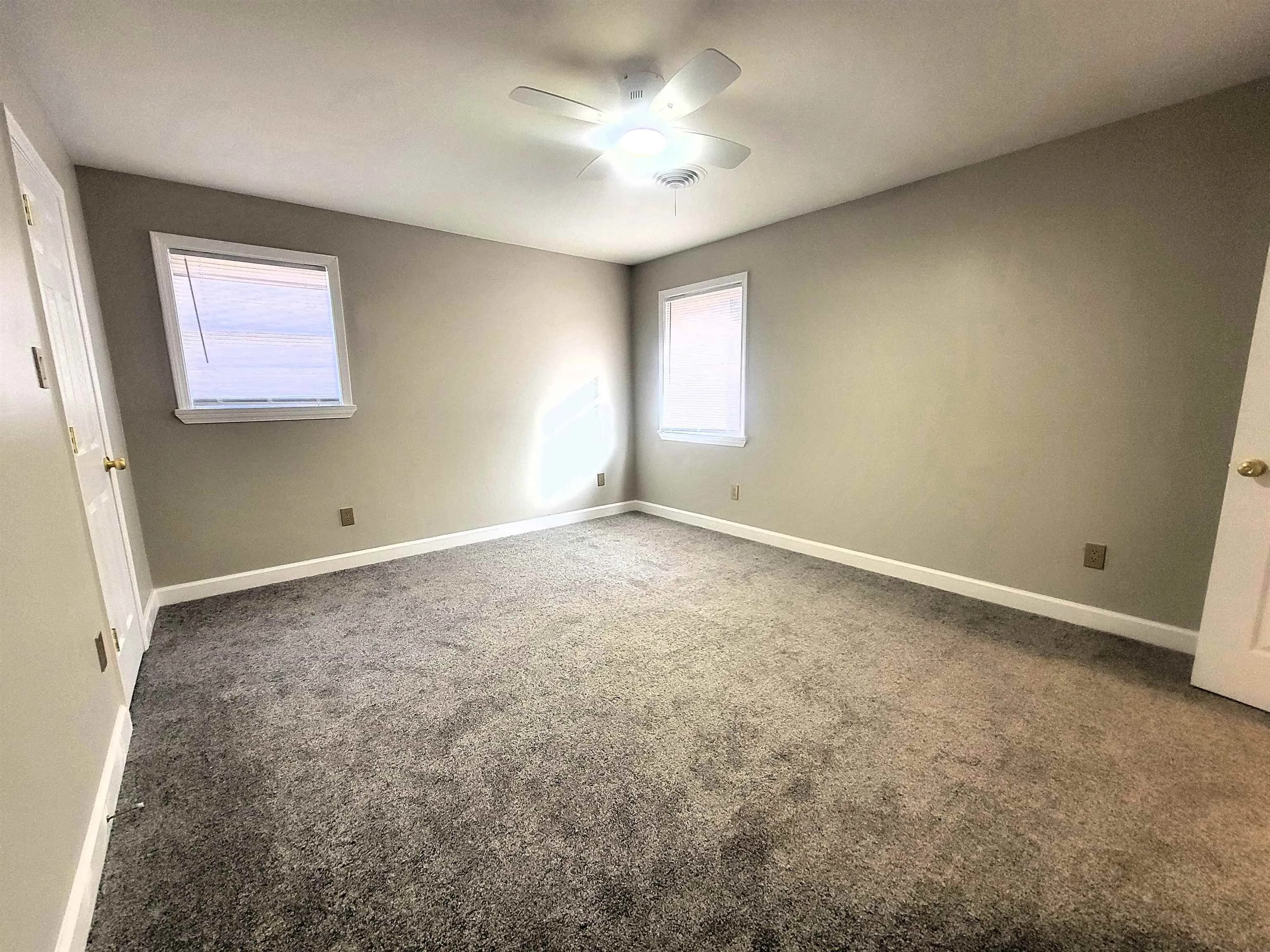 Property at 1403  Arrowhead - Image 8