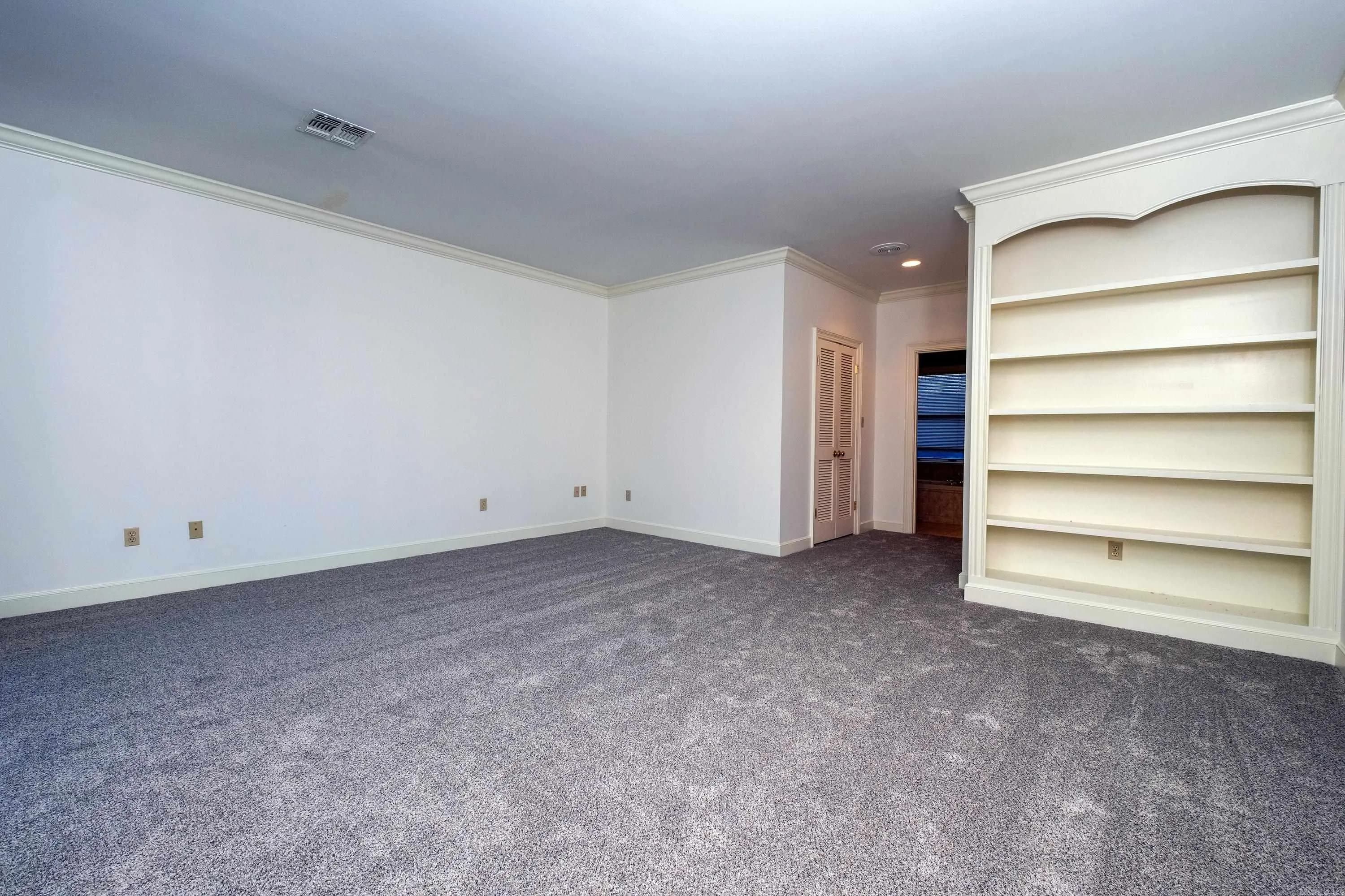 Property at 9  Riverbend - Image 31