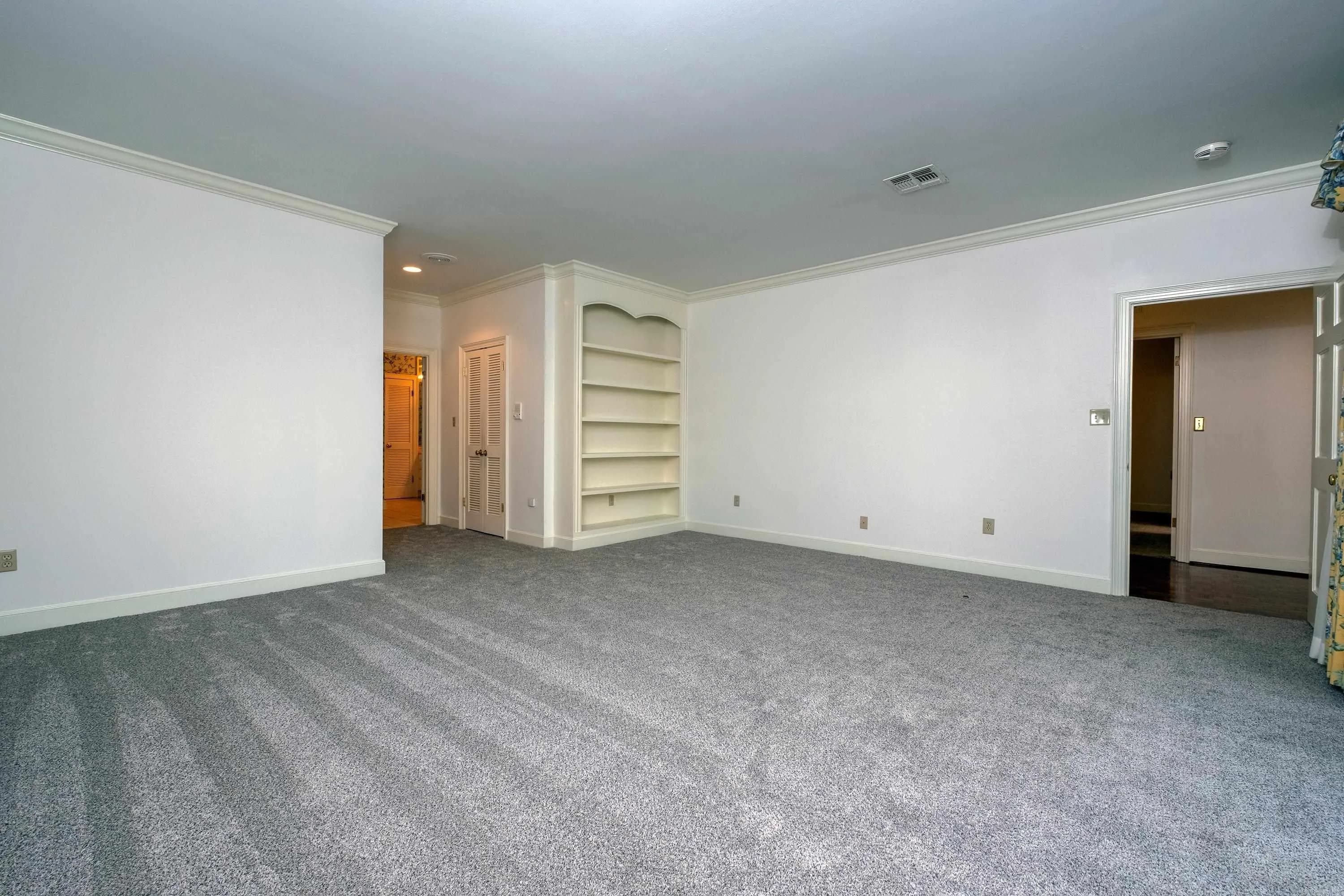 Property at 9  Riverbend - Image 32