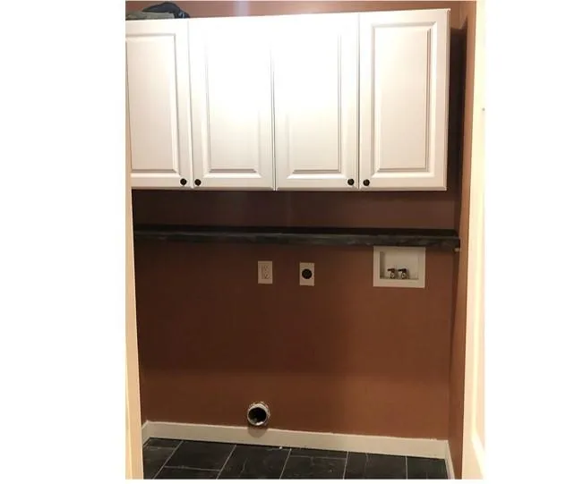 Property at 42  Carroll - Image 11