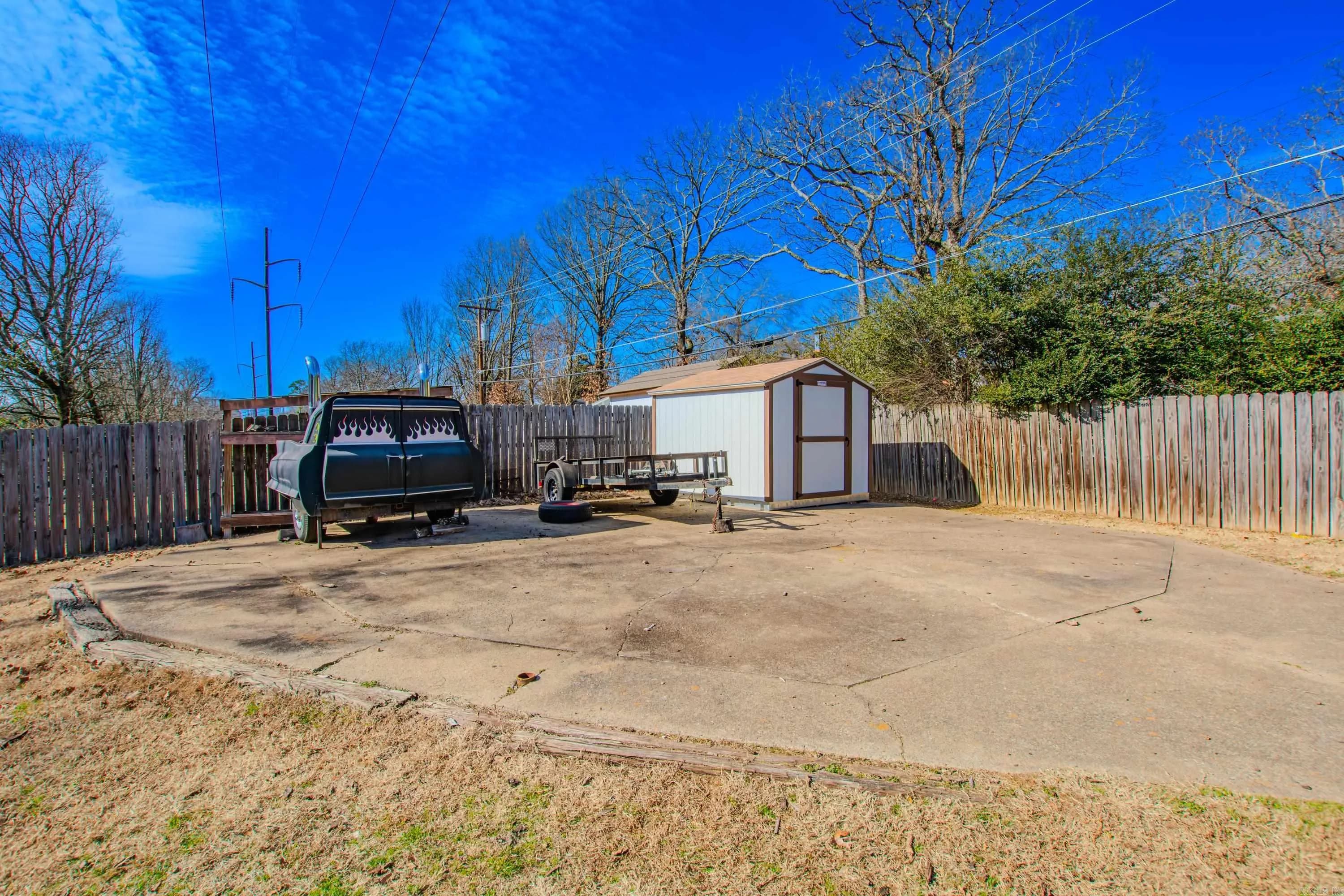 Property at 2408  Cedar creek - Image 45
