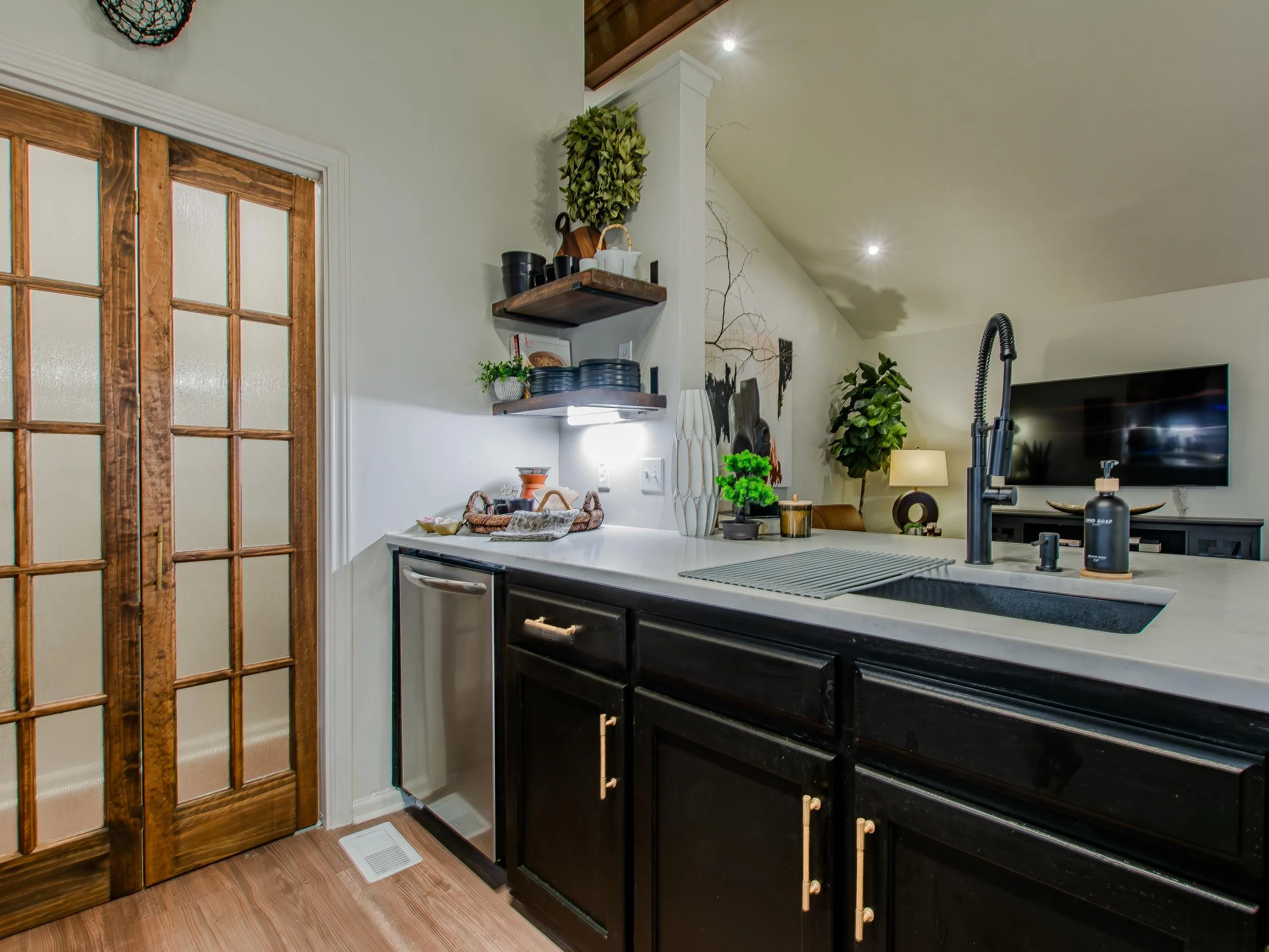 Property at 506  Aspen dr - Image 15