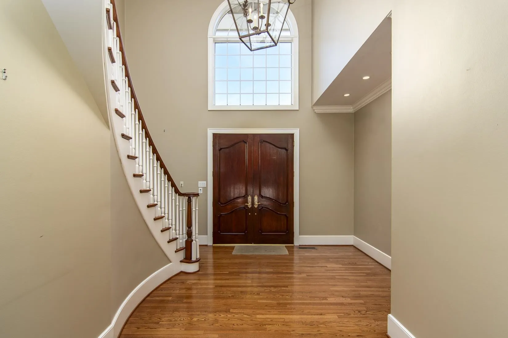 Property at 303  Hickory creek ct nw - Image 2