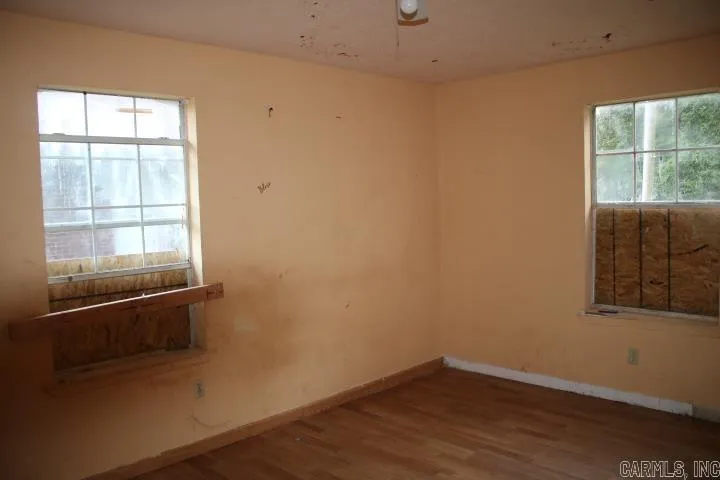 Property at 2818  Springer - Image 38