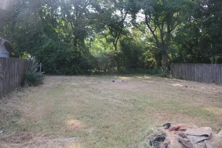 Property at 2818  Springer - Image 6