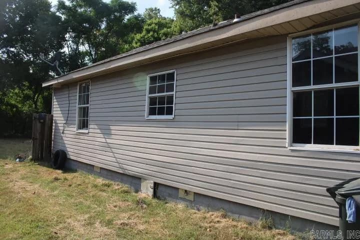 Property at 2818  Springer - Image 5